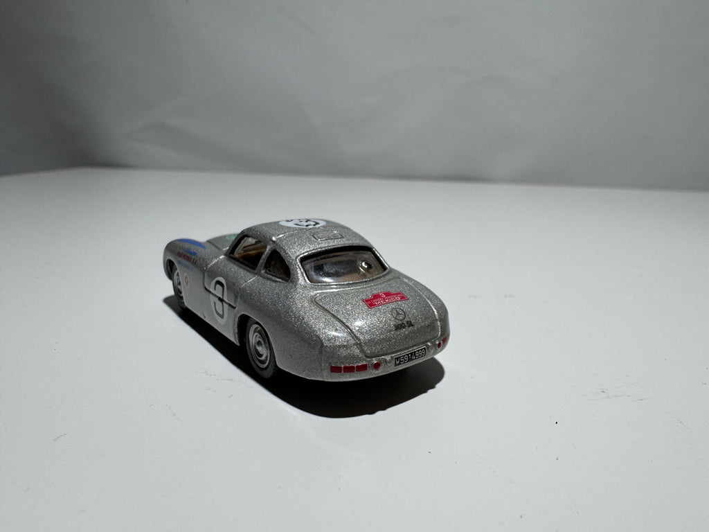 1:72 Schuco Mercedes-Benz 300 SL Silber #312