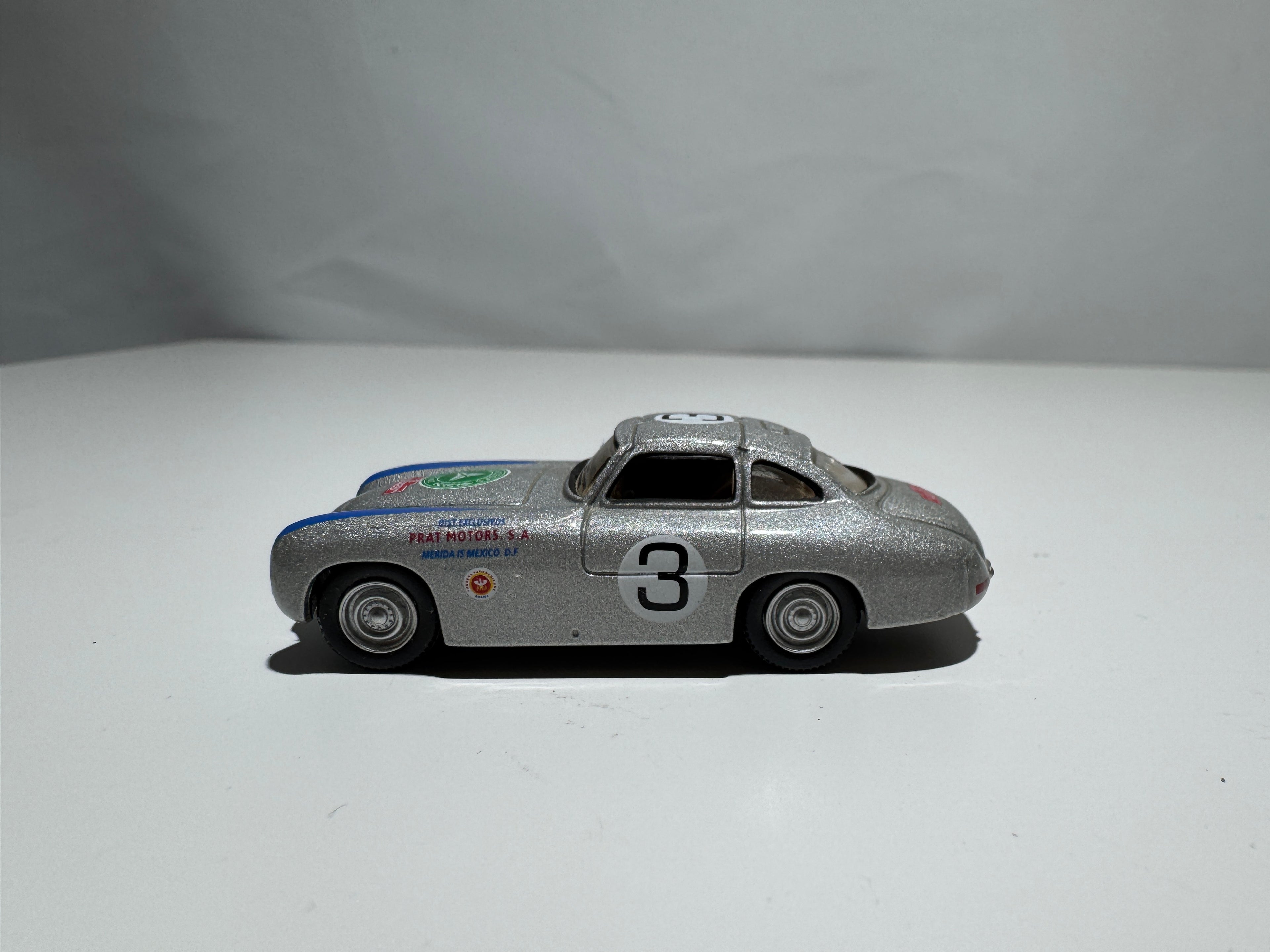1:72 Schuco Mercedes-Benz 300 SL Silber #312