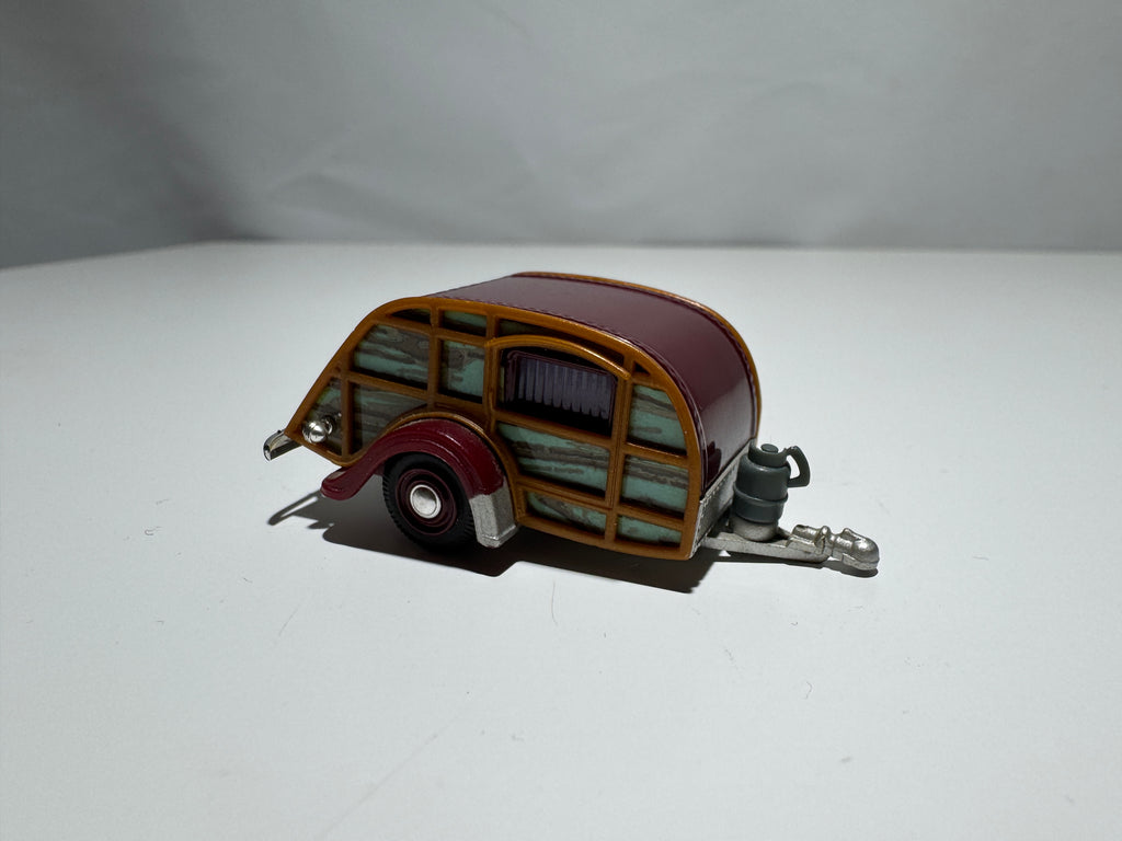 1:72 Hongwell Wohnwagen Summer Coach Rot-Hellblau #314