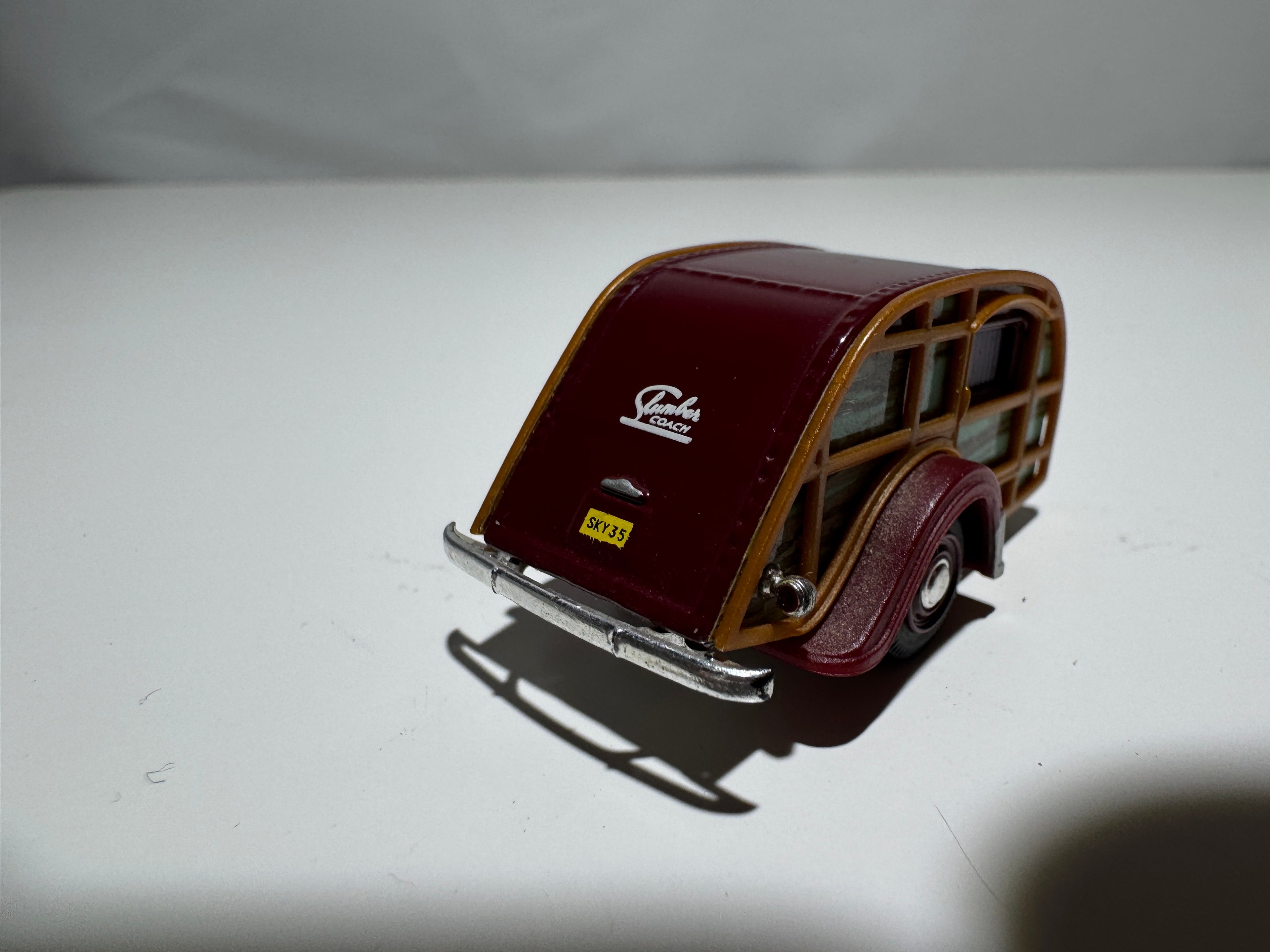 1:72 Hongwell Wohnwagen Summer Coach Rot-Hellblau #314