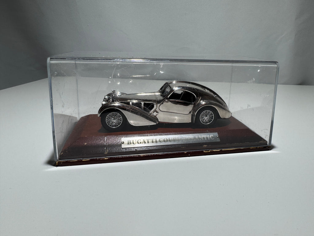 1:43 Atlas Bugatti Coupe Atlantic Silber OVP #318