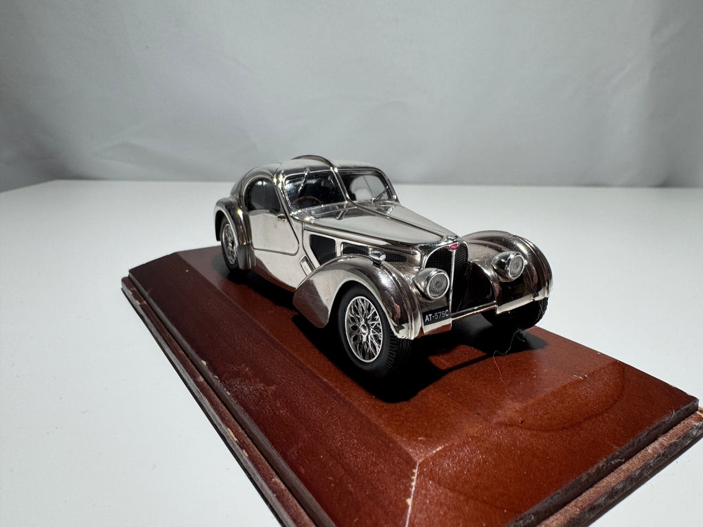 1:43 Atlas Bugatti Coupe Atlantic Silber OVP #318