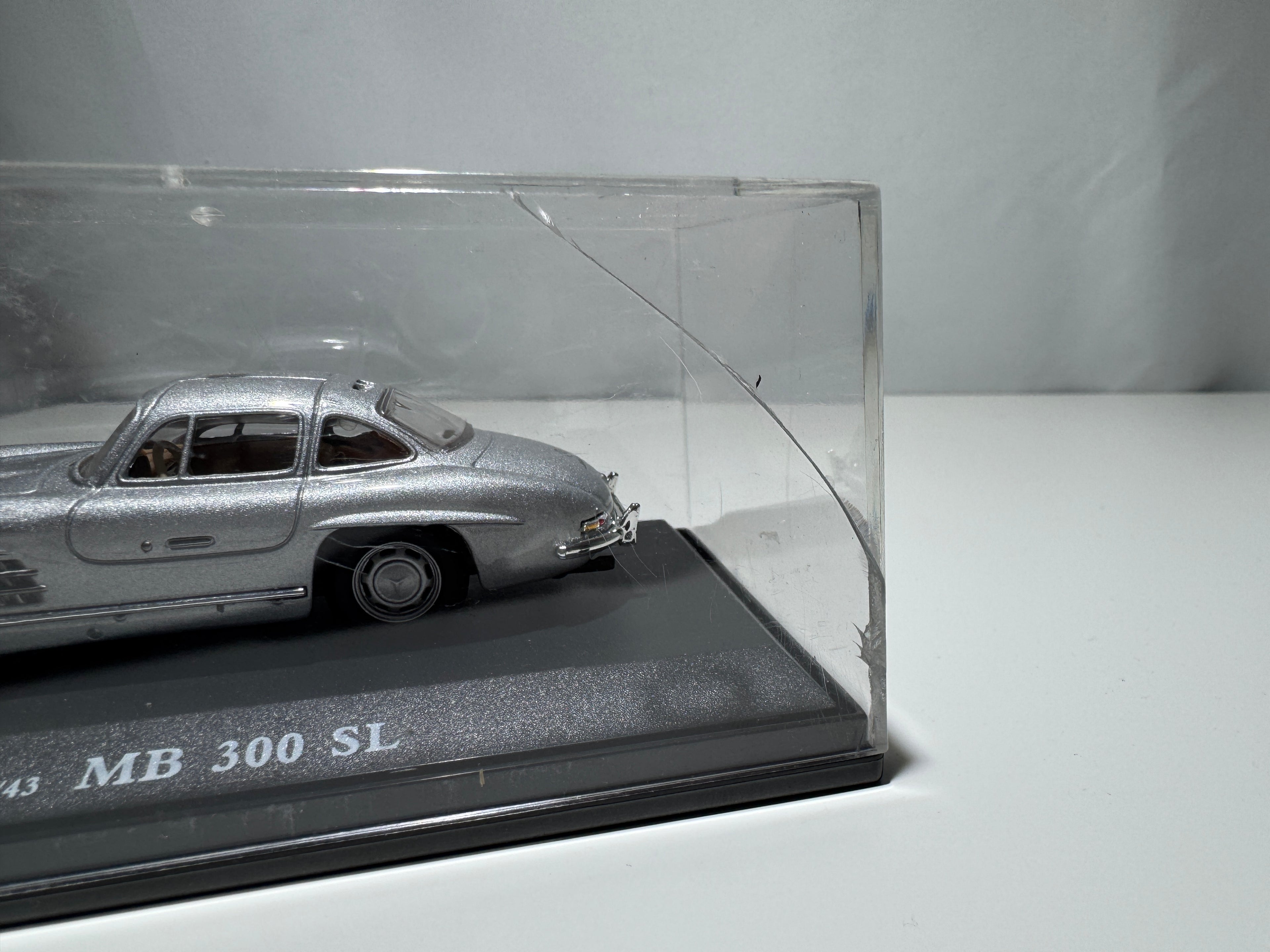 1:43 American Mint Mercedes-Benz 300 SL Silber Limited Edition OVP #319