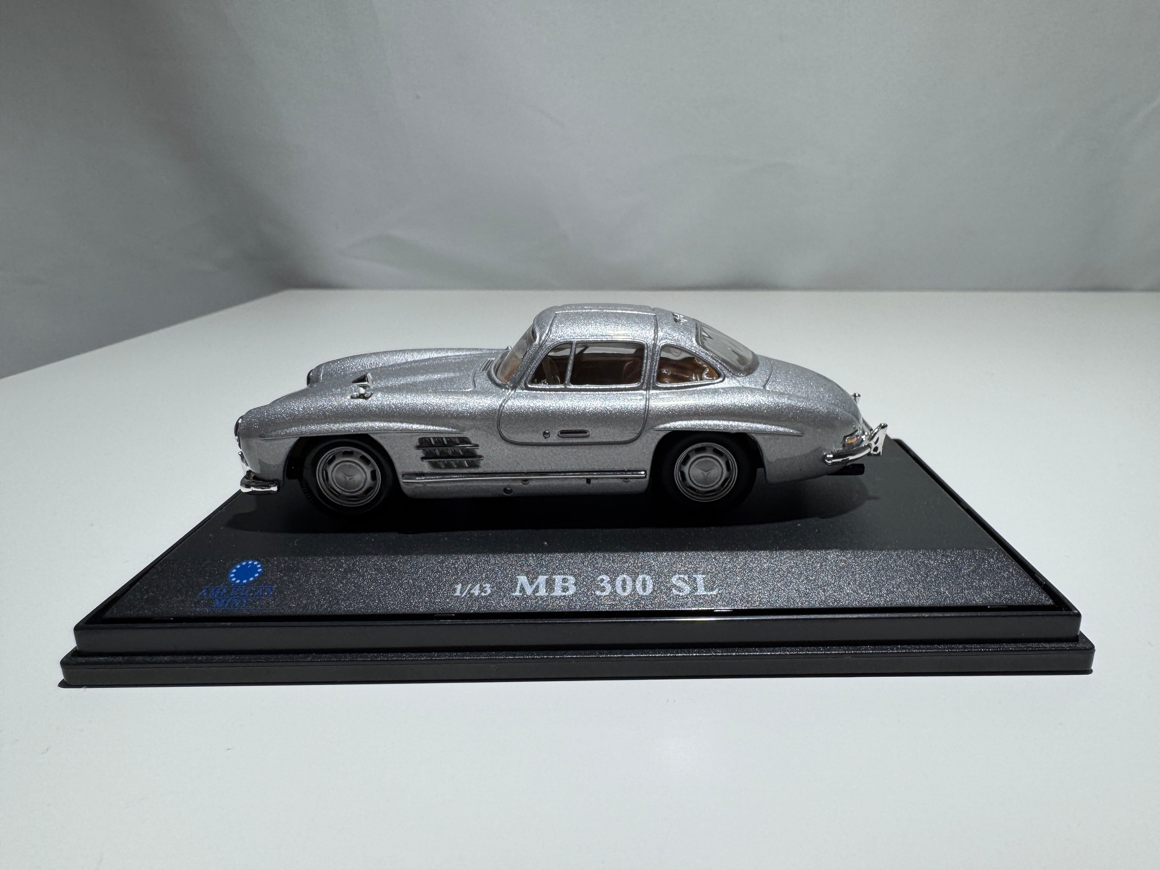 1:43 American Mint Mercedes-Benz 300 SL Silber Limited Edition OVP #319