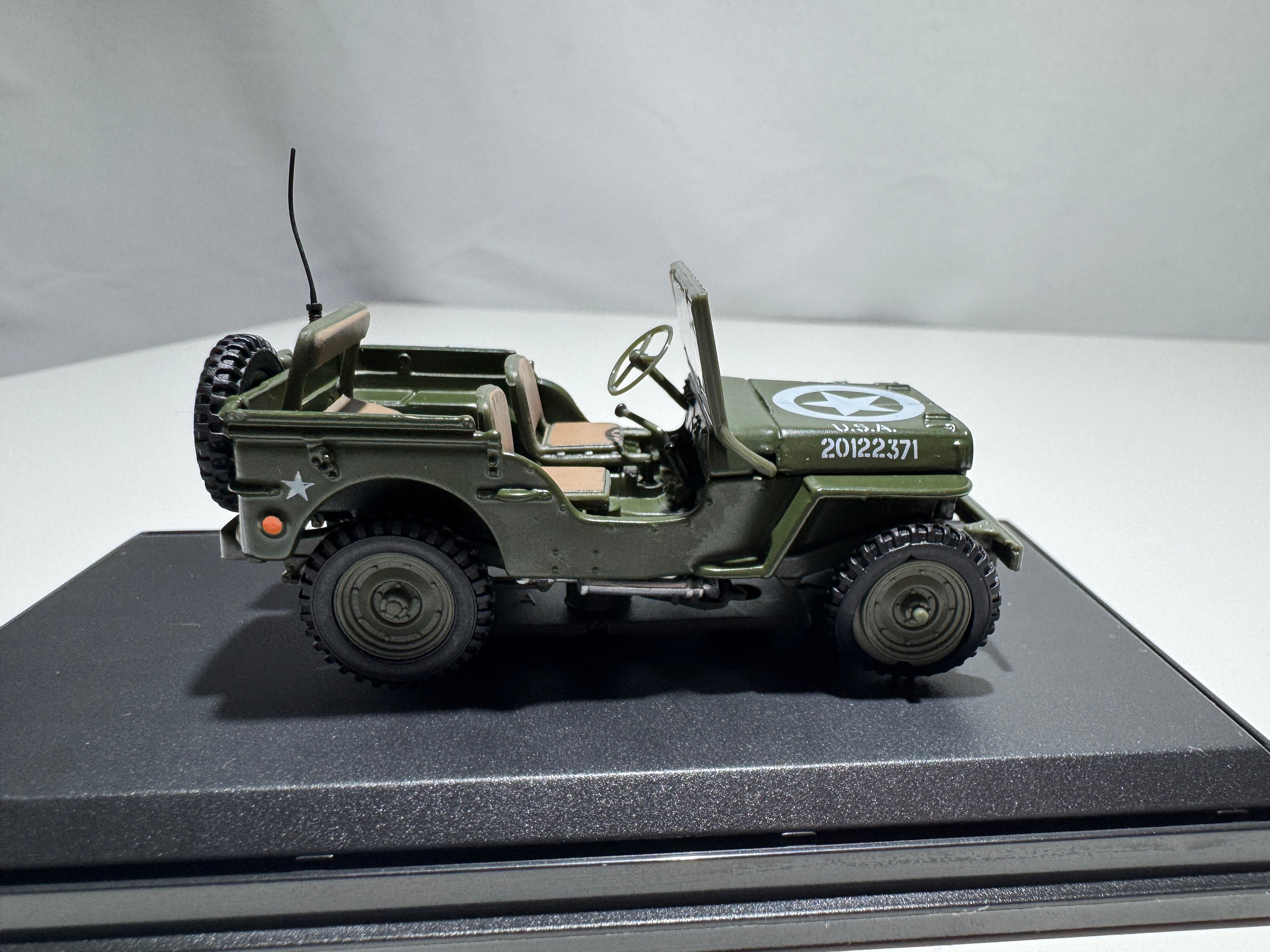 1:43 American Mint Willys Jeep CJ-2A  Militär OVP #320