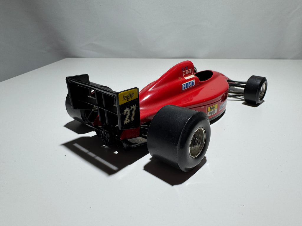 1:24 Bburago Ferrari 641/2 Formel 1 Rot J. Alesi #325