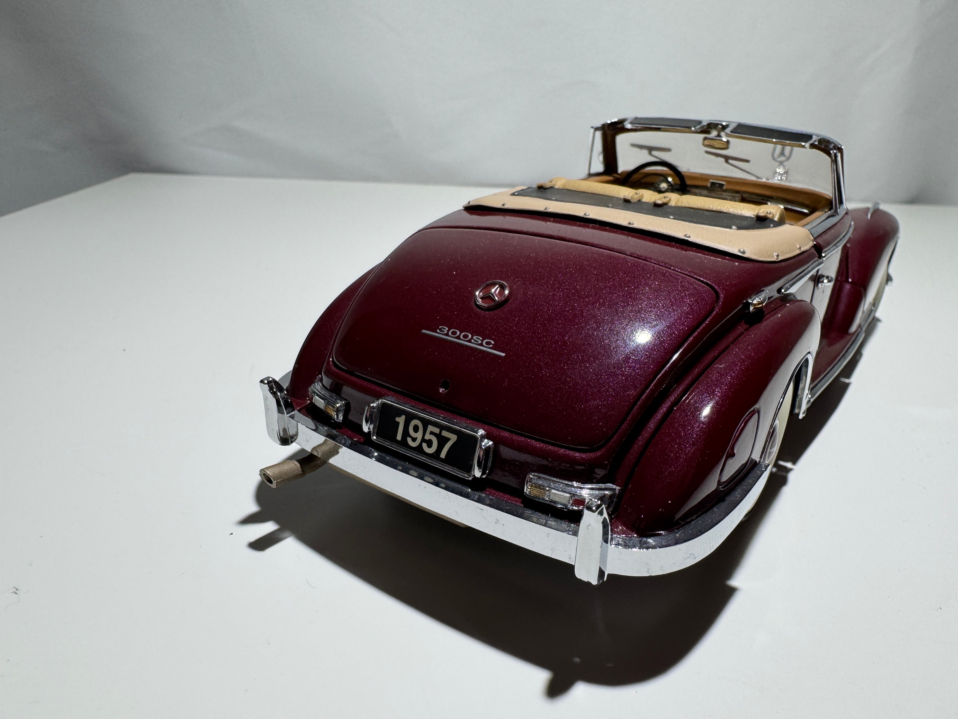 1:24 Franklin Mint 1957 Mercedes-Benz 300SC #327