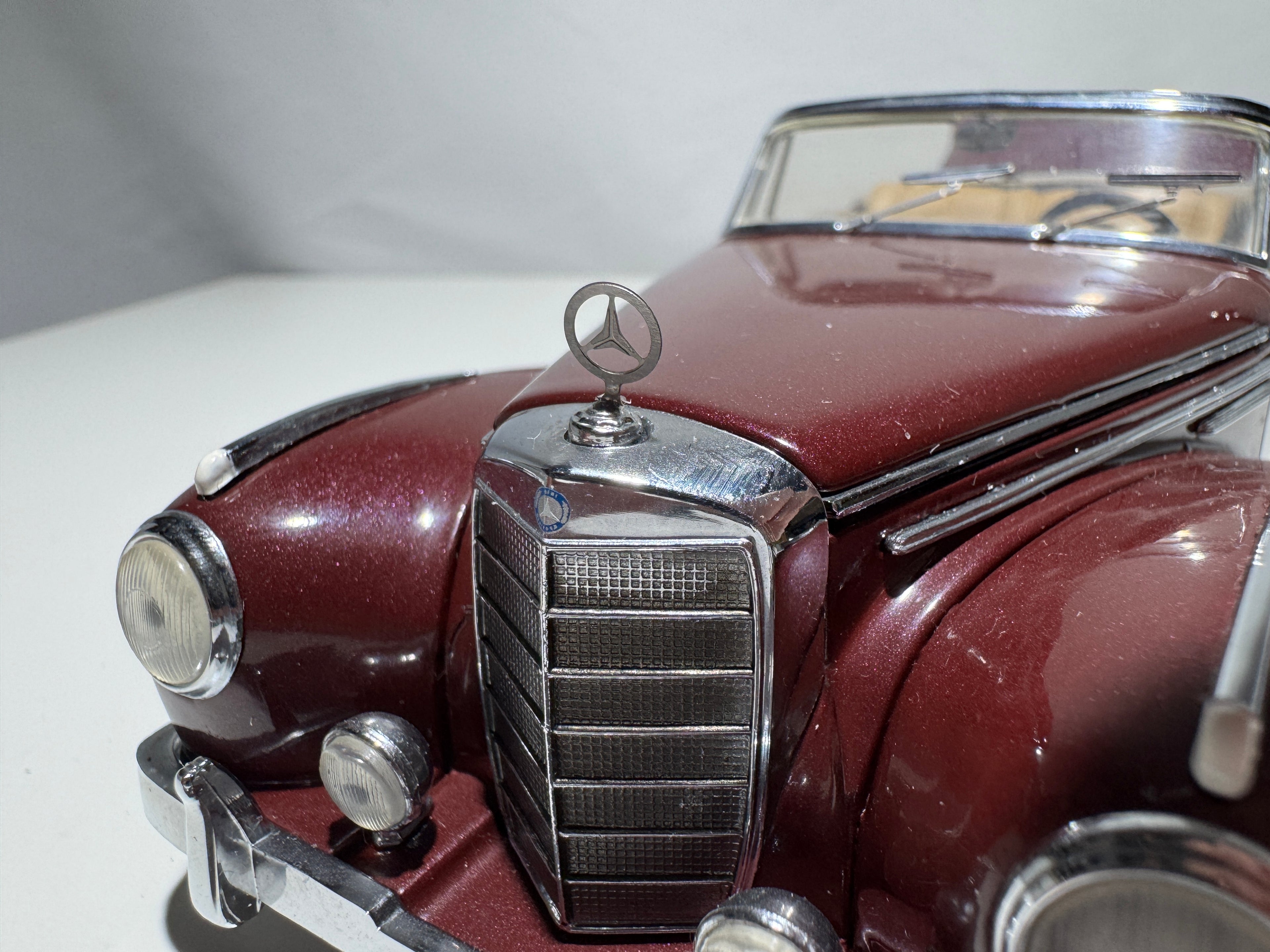 1:24 Franklin Mint 1957 Mercedes-Benz 300SC #327