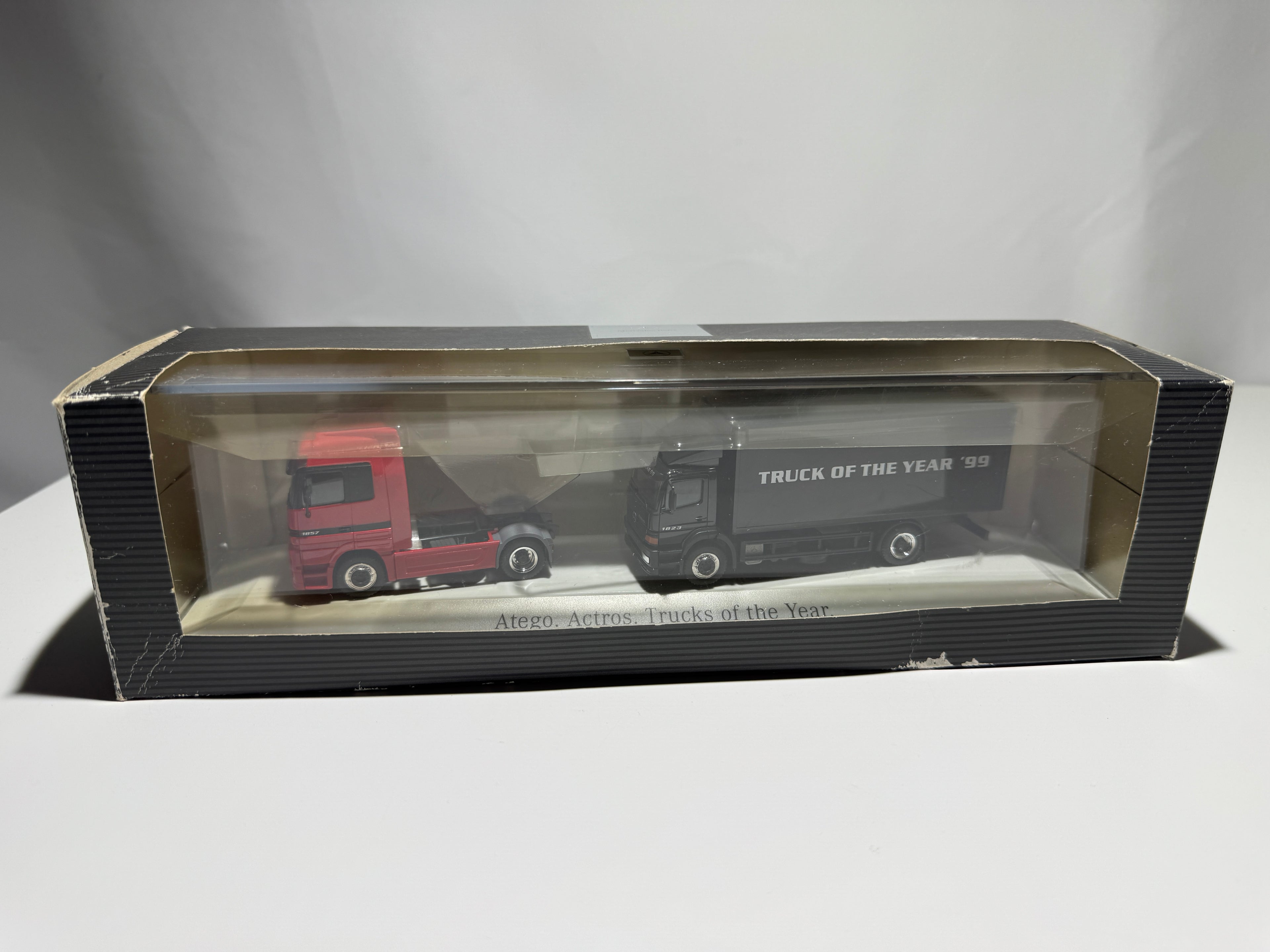 1:87 Mercedes-Benz Atego+Actros Truck of the Year Händlermodelle LKW OVP #344