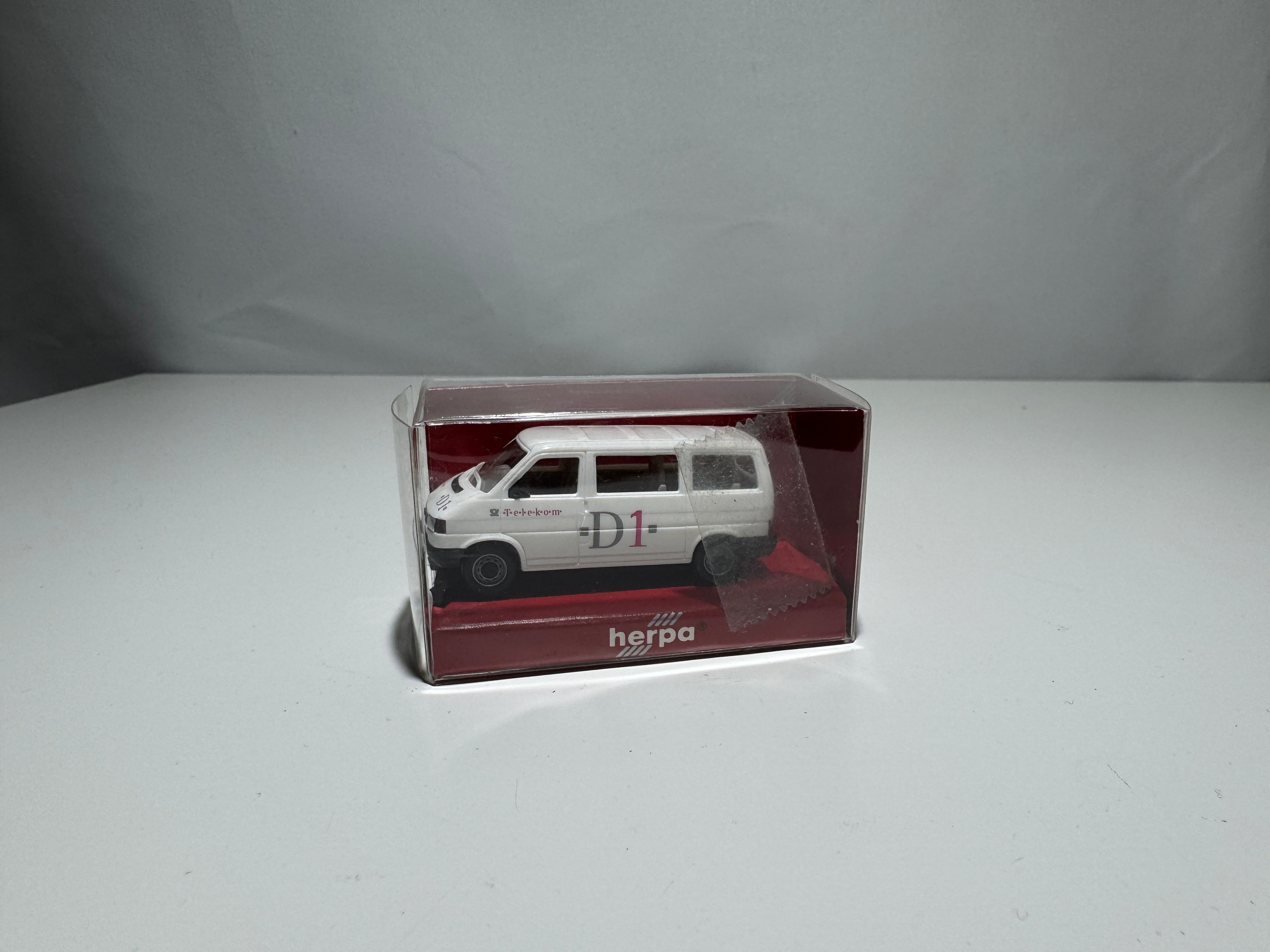 1:87 Herpa VW Volkswagen Caravelle/Transporter Weiß #345