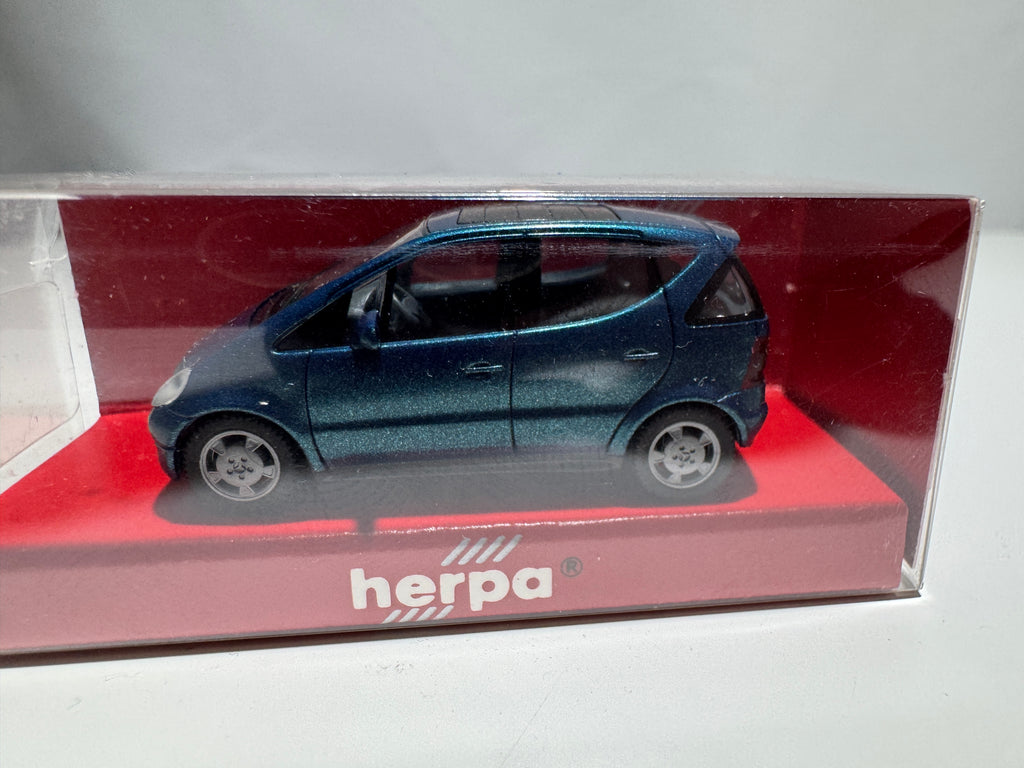 1:87 Herpa Mercedes-Benz A Klasse Blau OVP #350