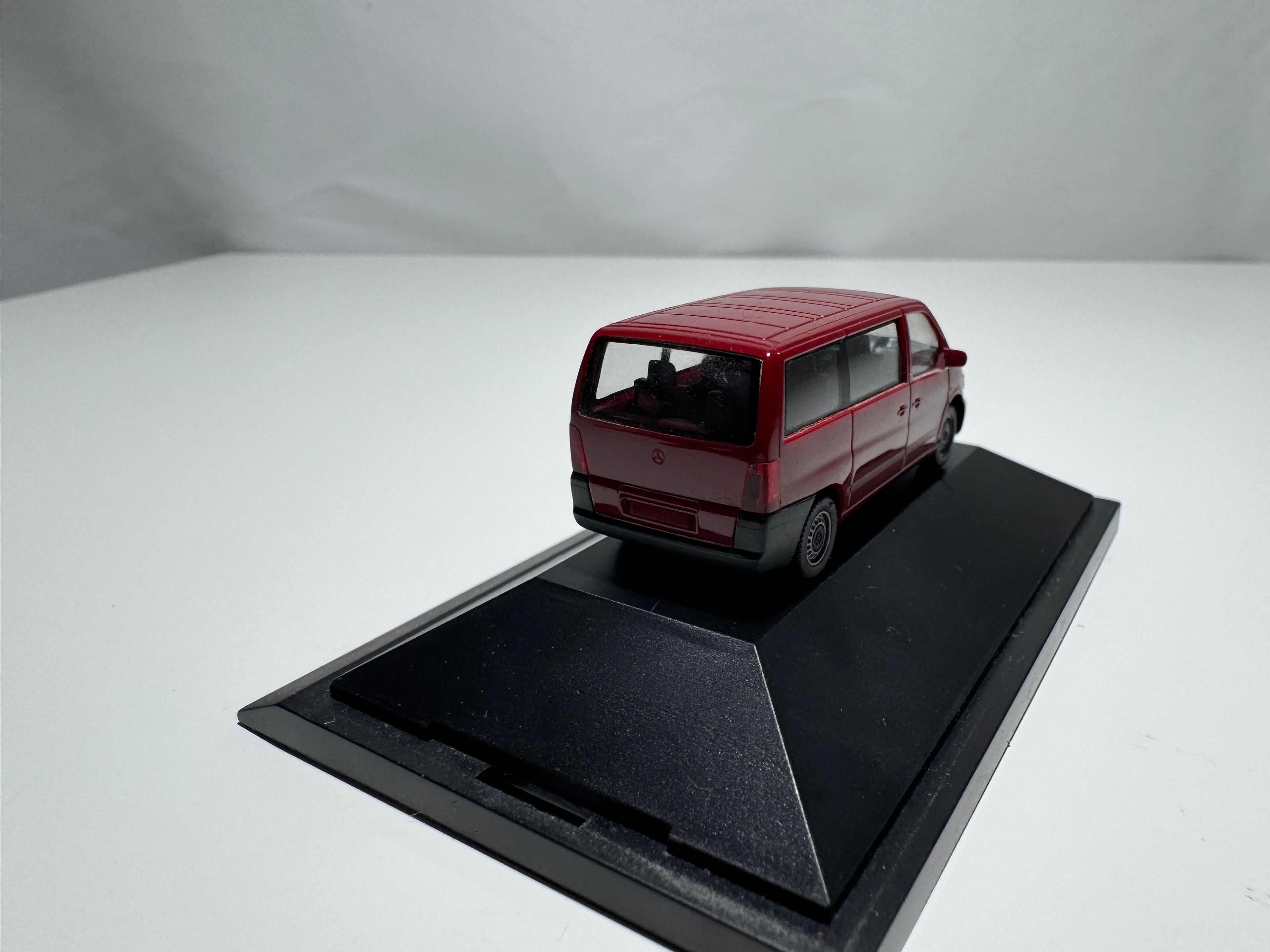 1:87 Herpa Händlermodelle Mercedes-Benz Vito W638 Bus Rot OVP #383