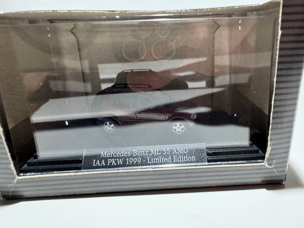 1:87 Busch Händlermodelle Mercedes-Benz ML55 AMG IAA 1999-Limited Edition Dunkelrot OVP #384