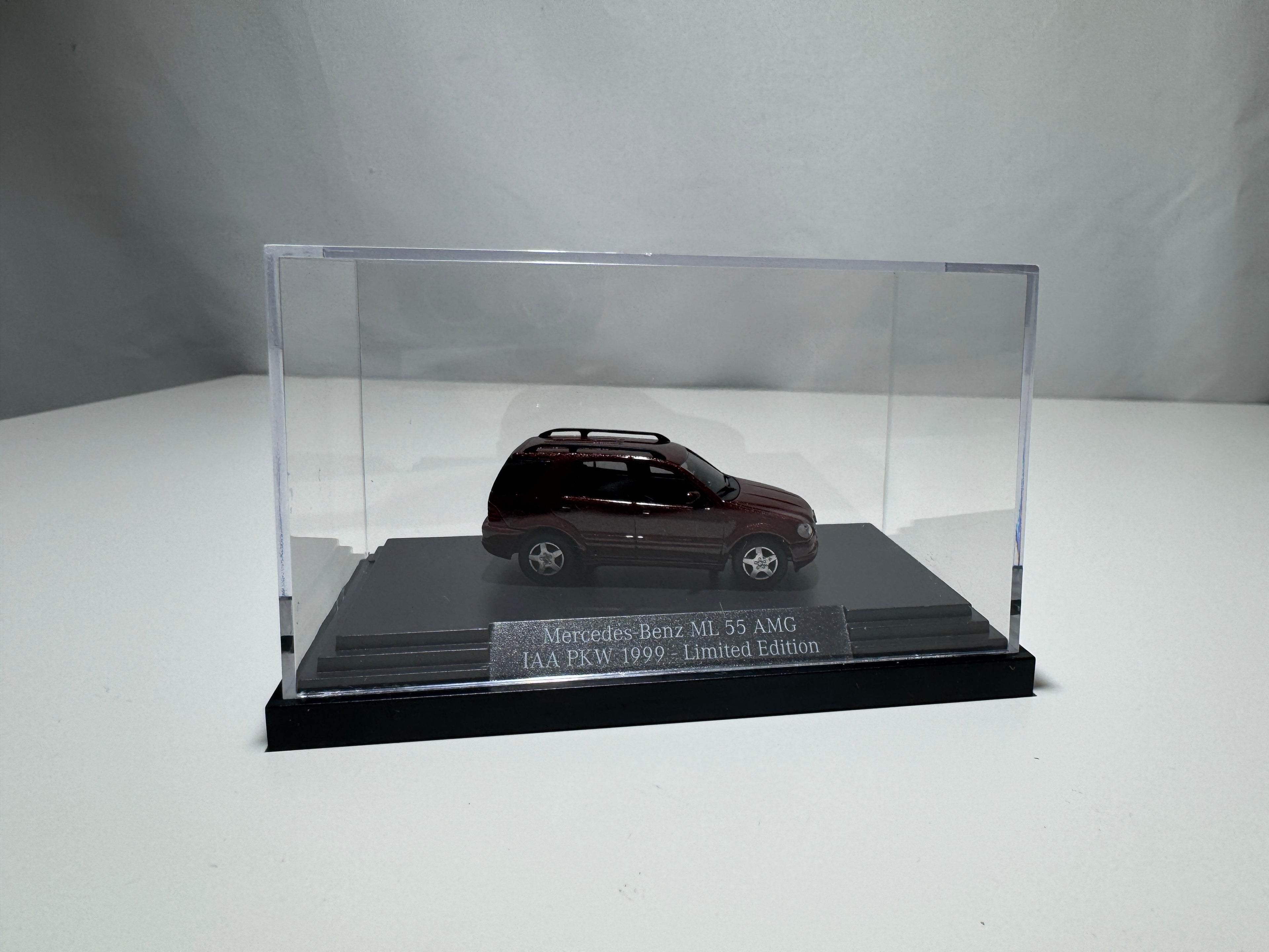 1:87 Busch Händlermodelle Mercedes-Benz ML55 AMG IAA 1999-Limited Edition Dunkelrot OVP #384