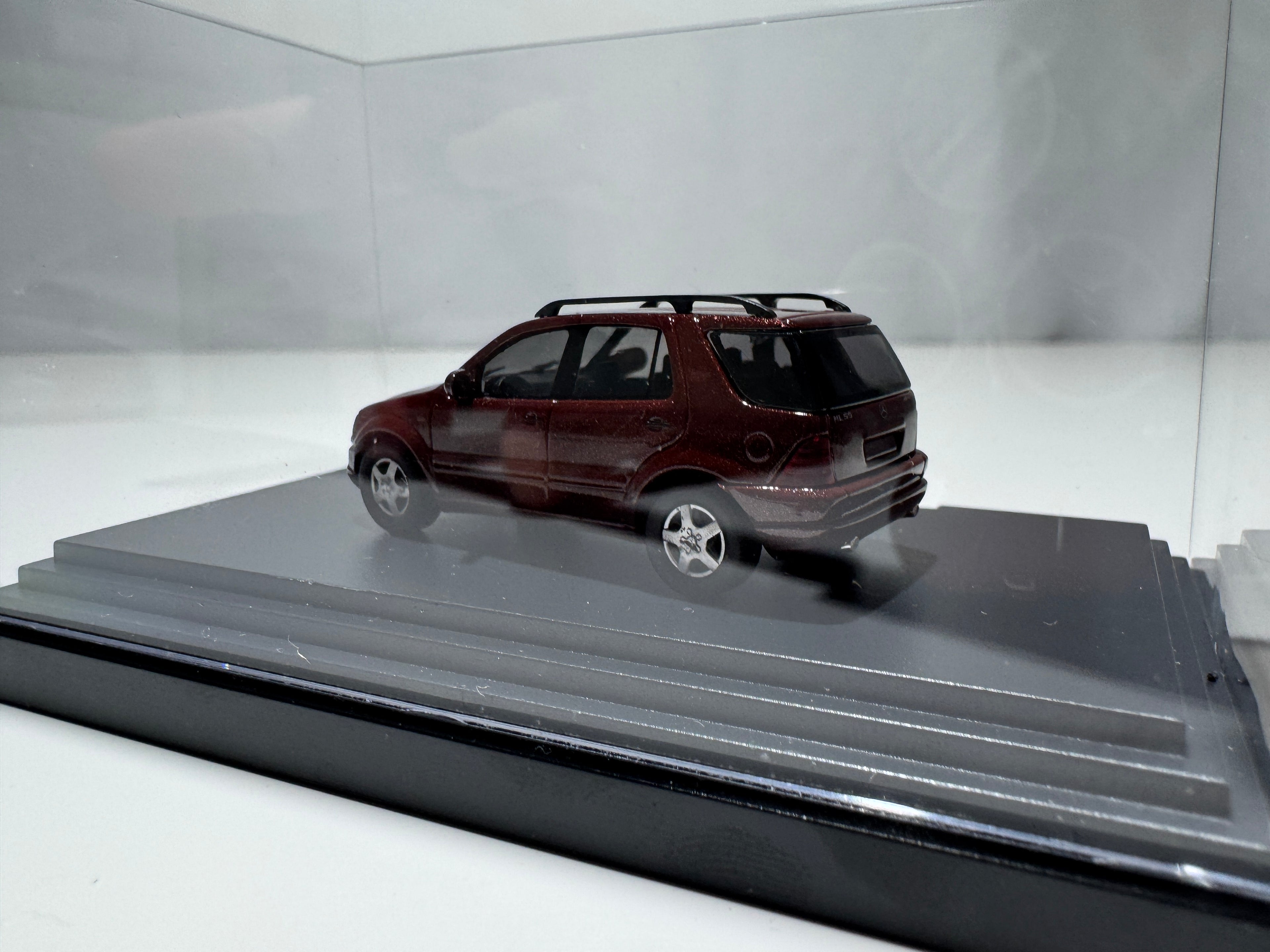 1:87 Busch Händlermodelle Mercedes-Benz ML55 AMG IAA 1999-Limited Edition Dunkelrot OVP #384