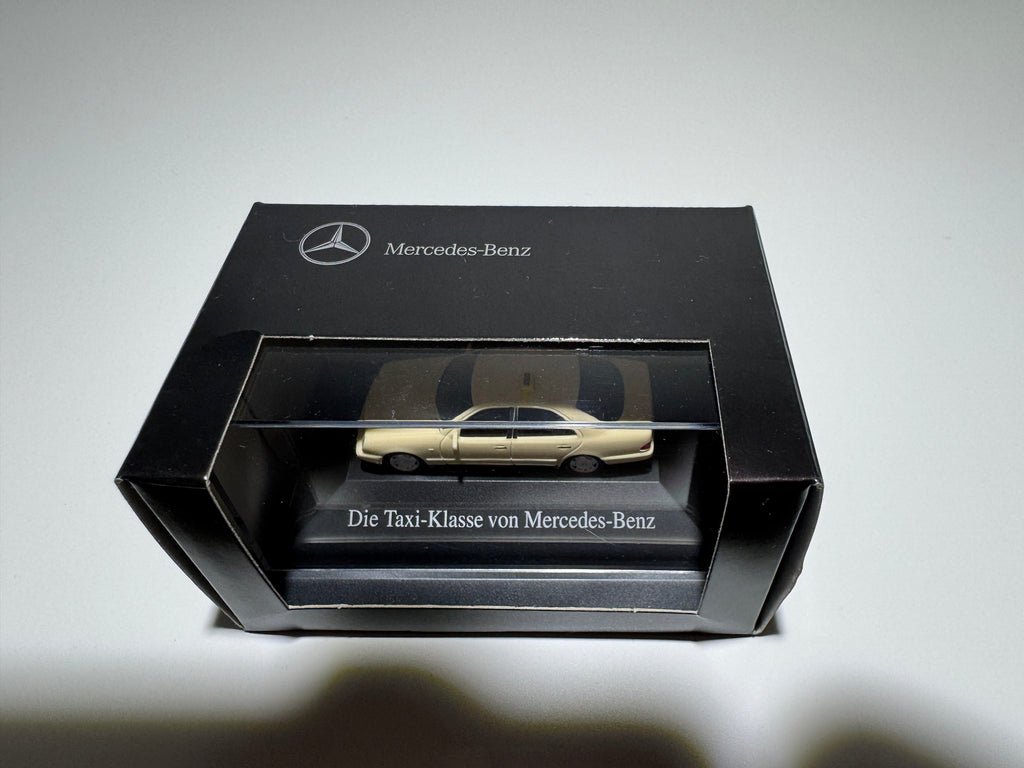 1:87 Herpa Mercedes-Benz E-Klasse Taxi OVP #387