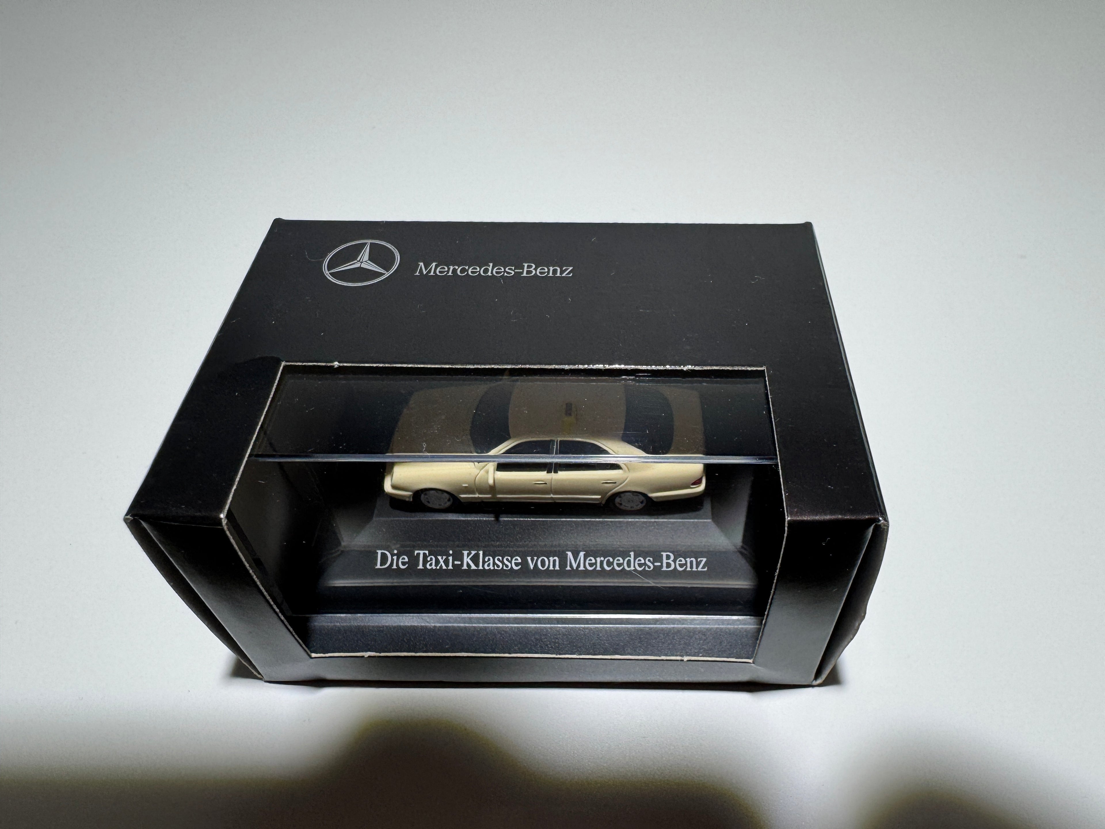 1:87 Herpa Mercedes-Benz E-Klasse Taxi OVP #387