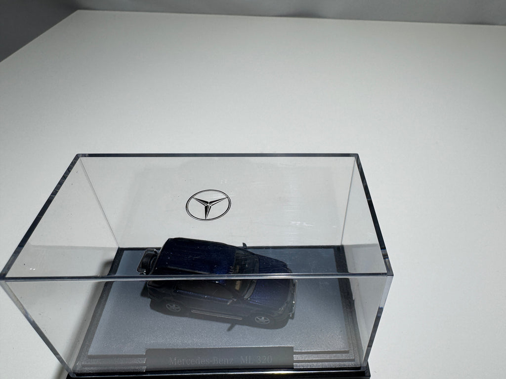 1:87 Busch Mercedes-Benz ML 320 Blau OVP #391