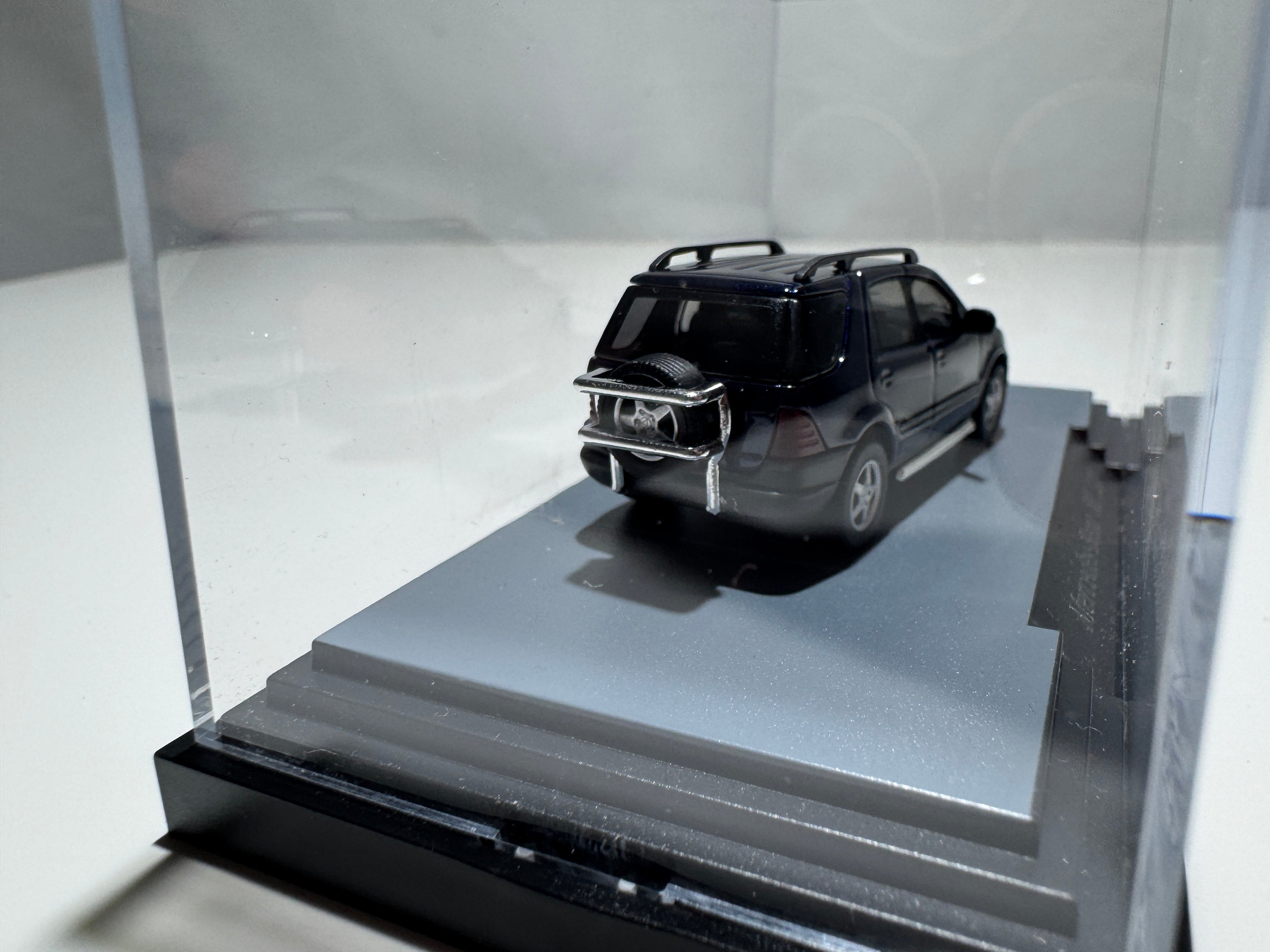 1:87 Busch Mercedes-Benz ML 320 Blau OVP #391