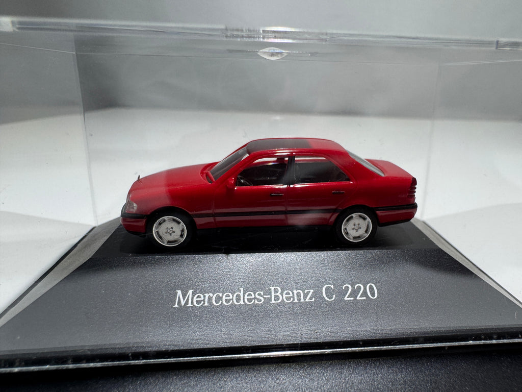 1:87 Herpa Händlermodelle Mercedes-Benz C220 W202 Rot OVP #395