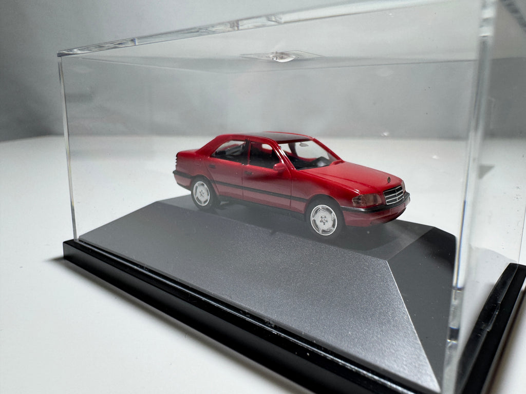 1:87 Herpa Händlermodelle Mercedes-Benz C220 W202 Rot OVP #395
