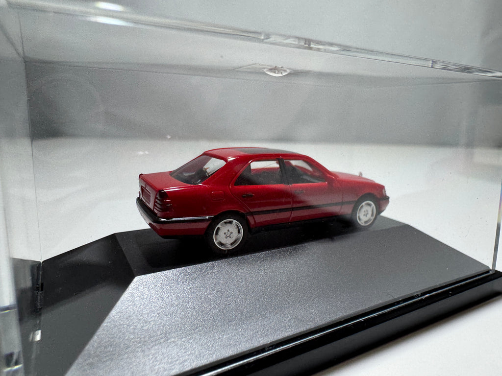 1:87 Herpa Händlermodelle Mercedes-Benz C220 W202 Rot OVP #395
