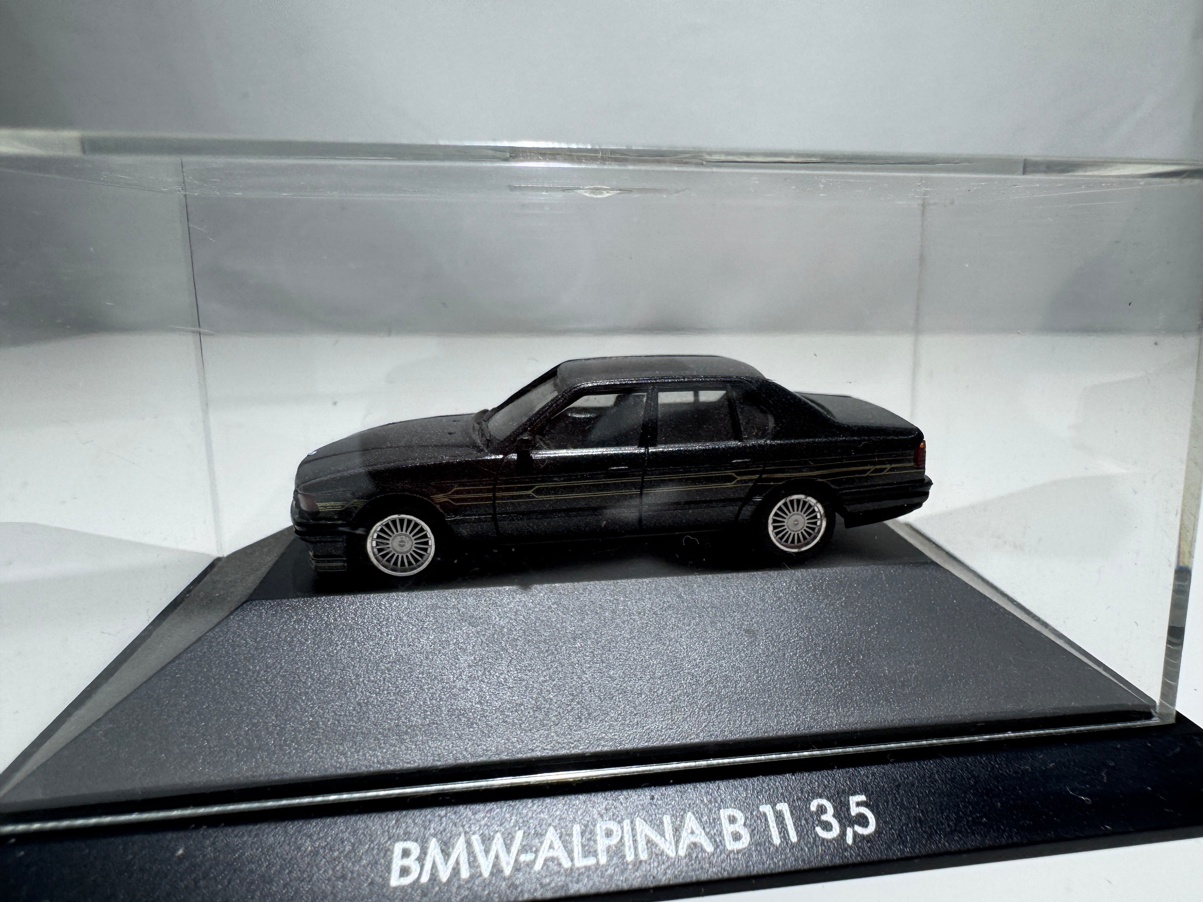 1:87 Herpa Exclusiv BMW Alpina B11 3.5 Schwarz OVP #397