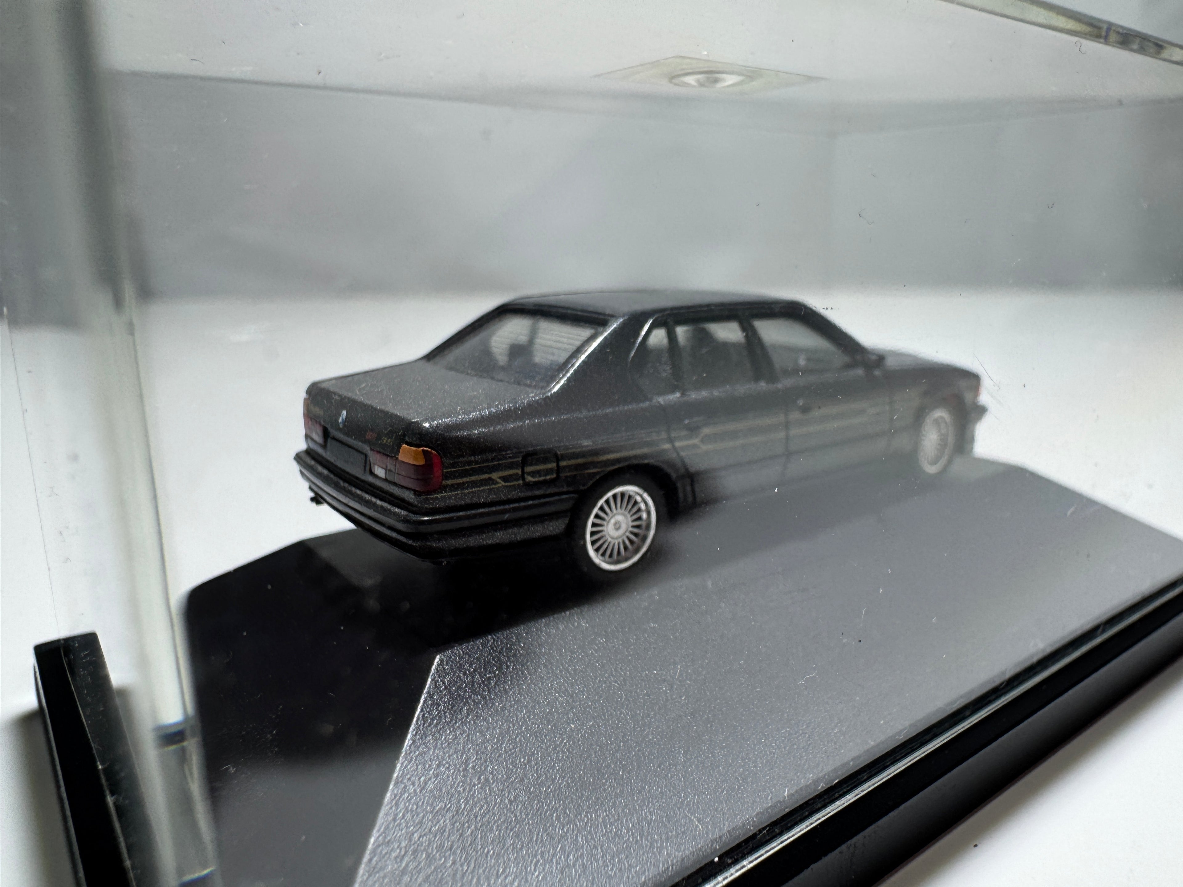 1:87 Herpa Exclusiv BMW Alpina B11 3.5 Schwarz OVP #397