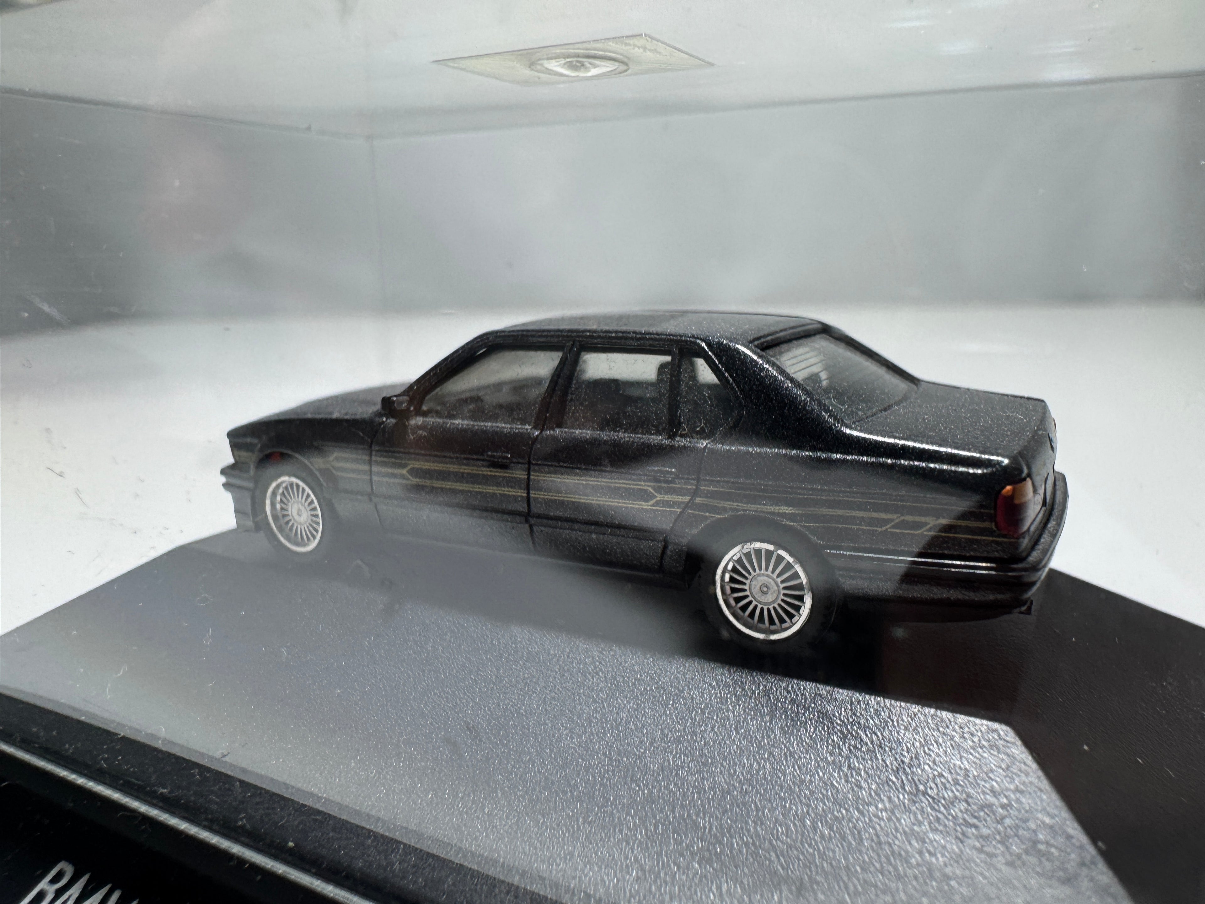 1:87 Herpa Exclusiv BMW Alpina B11 3.5 Schwarz OVP #397