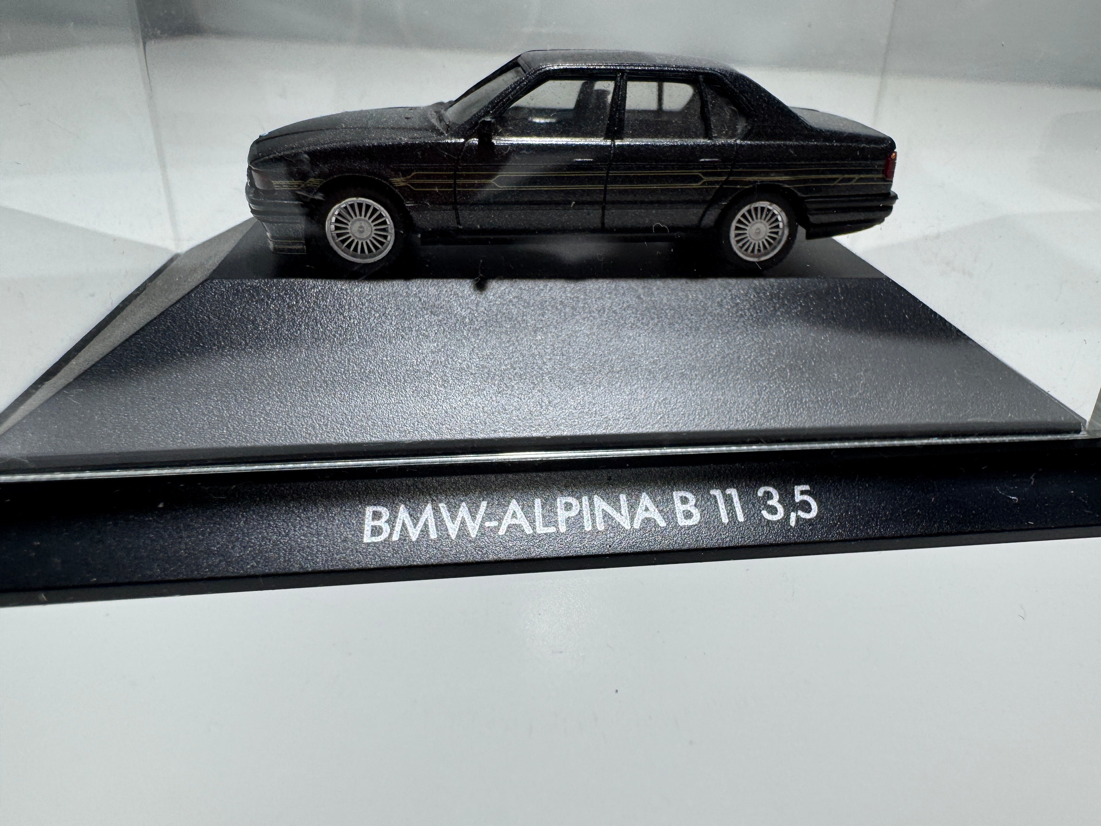 1:87 Herpa Exclusiv BMW Alpina B11 3.5 Schwarz OVP #397