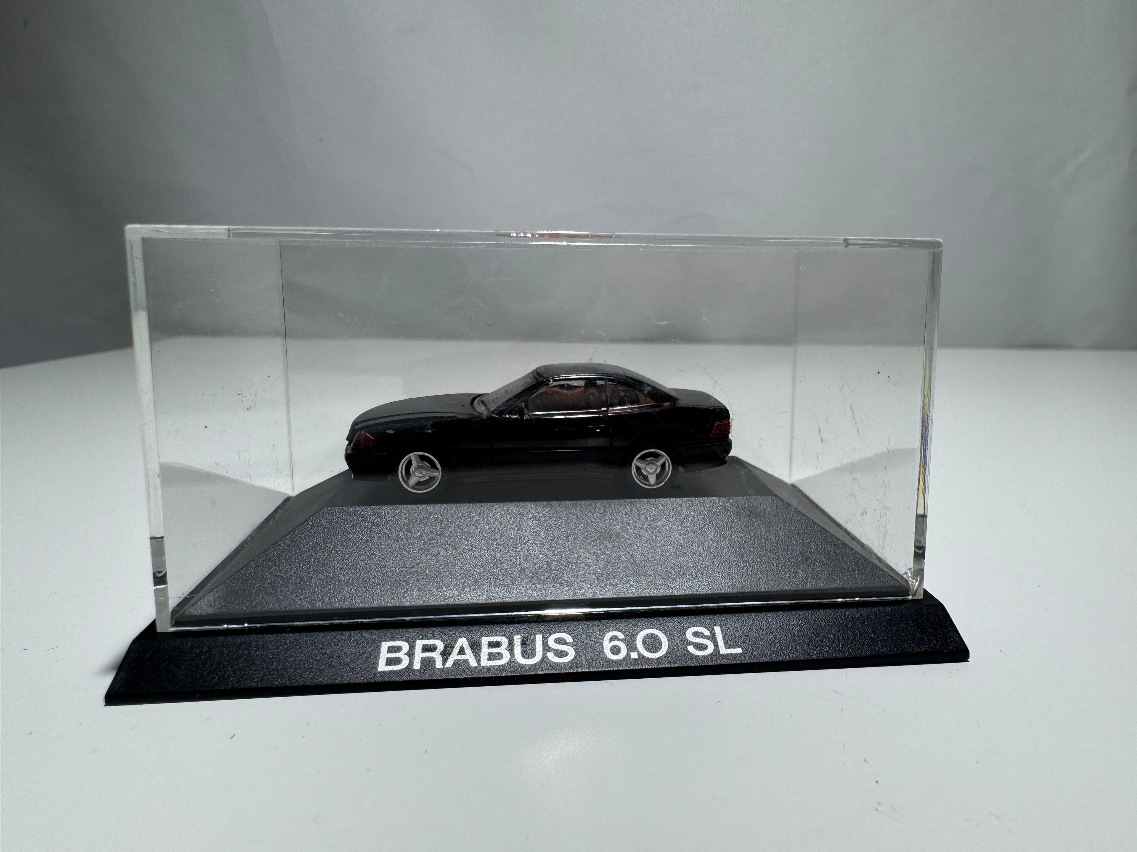 1:87 Herpa Exclusiv Mercedes-Benz Brabus 6.0 SL Schwarz OVP #399