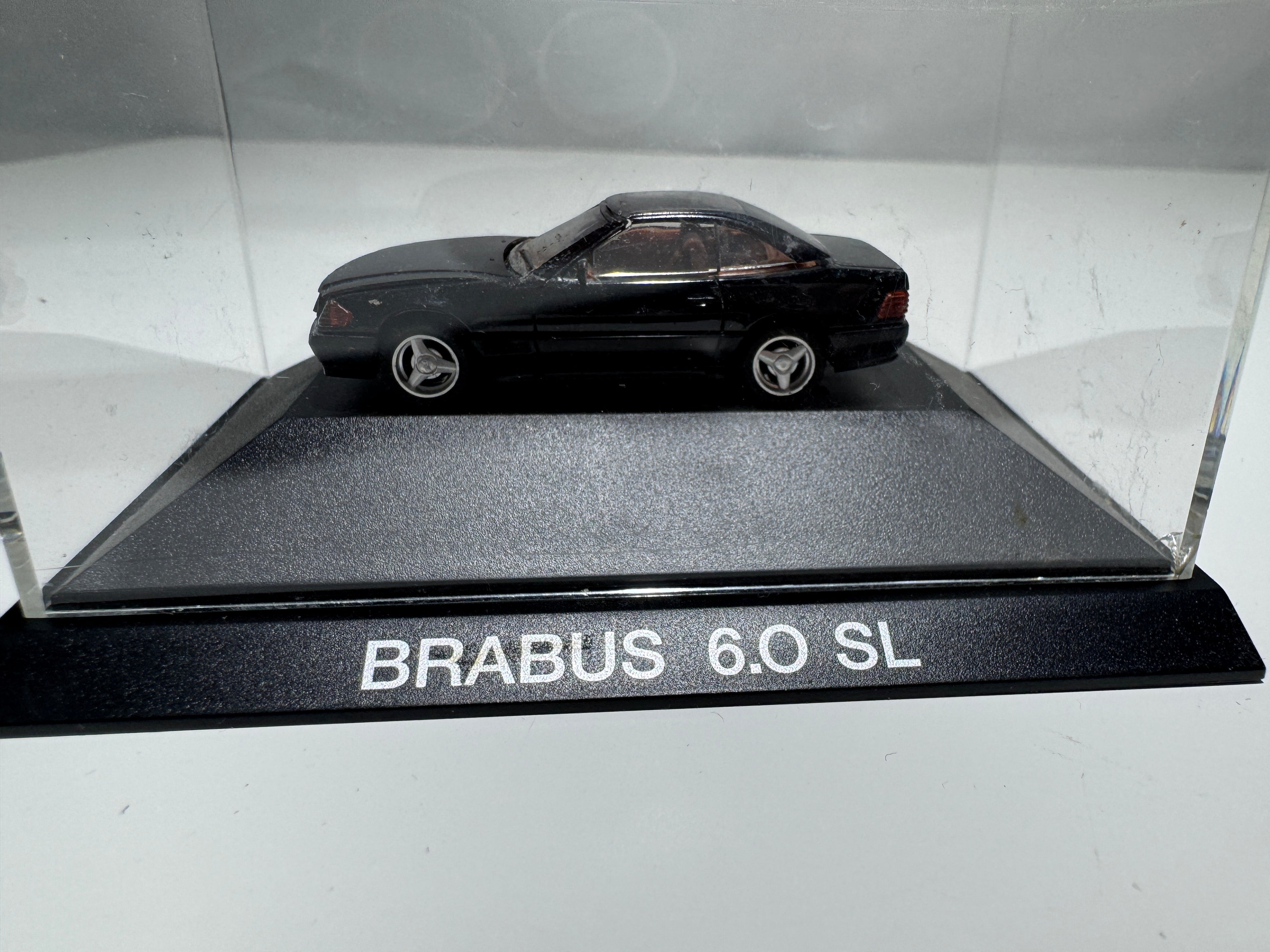1:87 Herpa Exclusiv Mercedes-Benz Brabus 6.0 SL Schwarz OVP #399