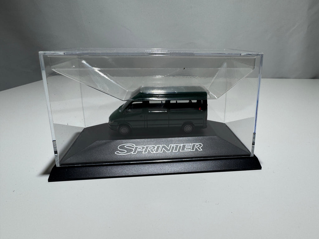 1:87 Herpa Händlermodelle Mercedes-Benz Sprinter Bus W903 Grün OVP #401