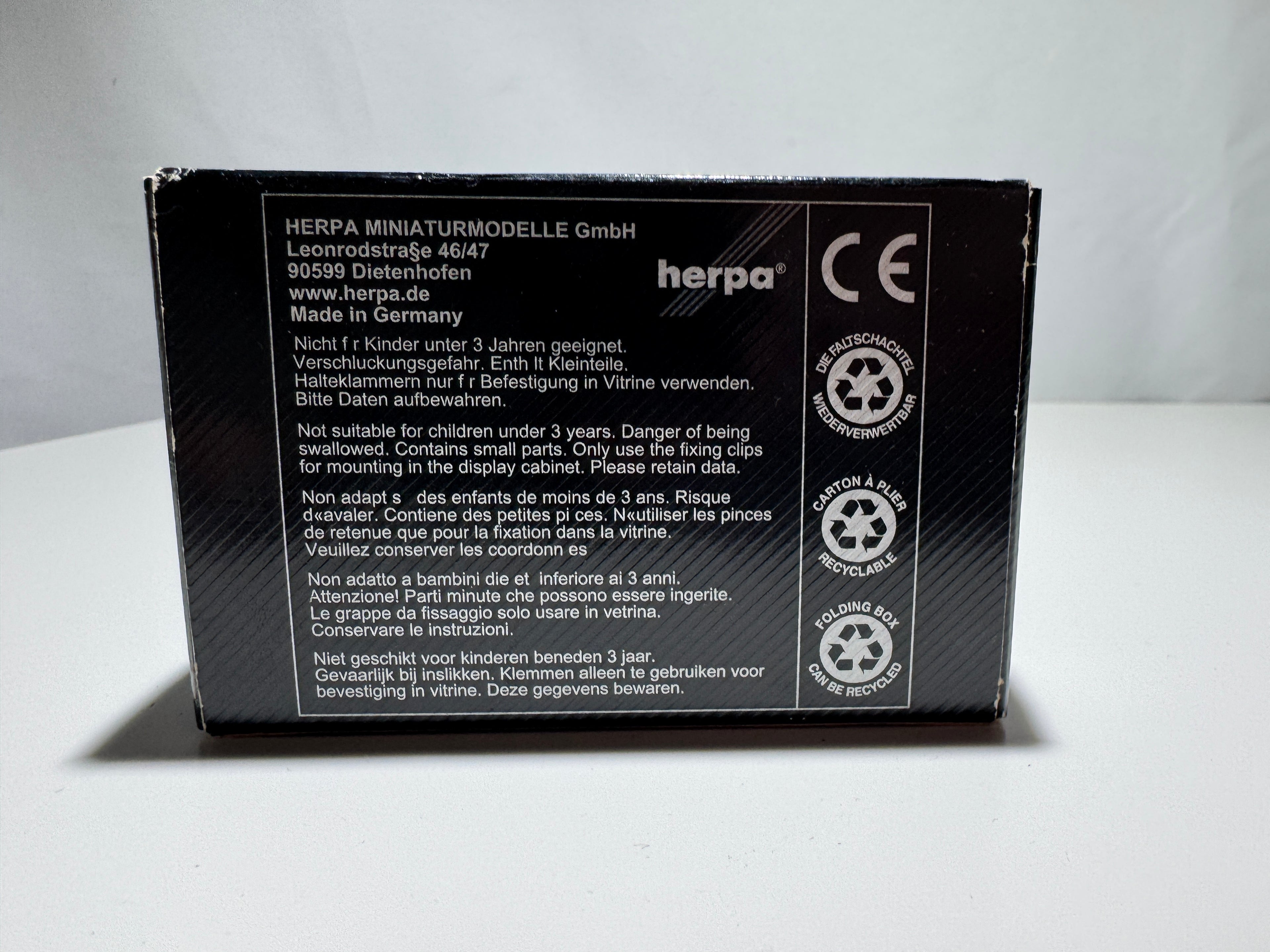 1:87 Herpa Brabus Limited Edition Mercedes-Benz C-Klasse CV8 Schwarz OVP #402