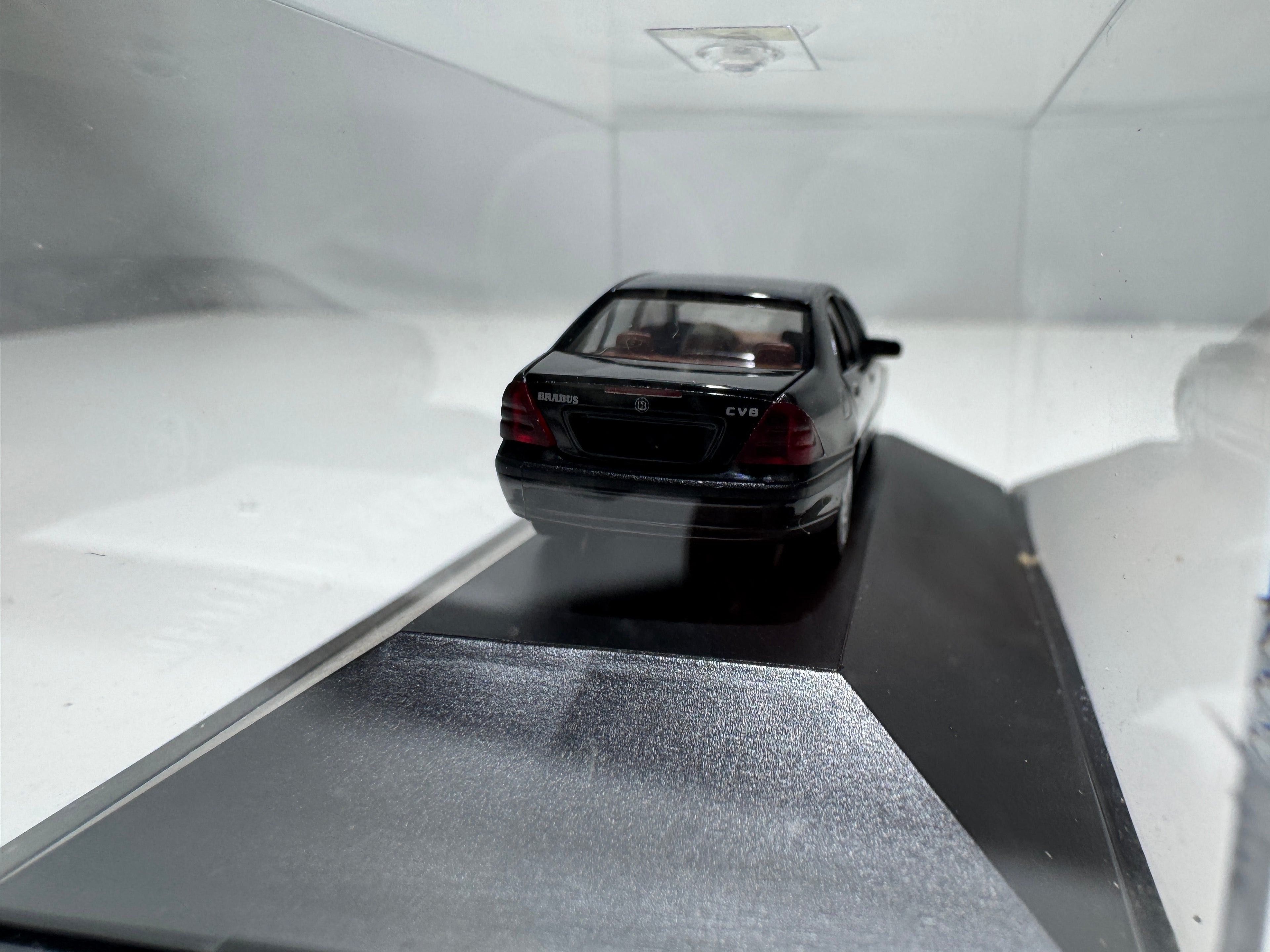 1:87 Herpa Brabus Limited Edition Mercedes-Benz C-Klasse CV8 Schwarz OVP #402