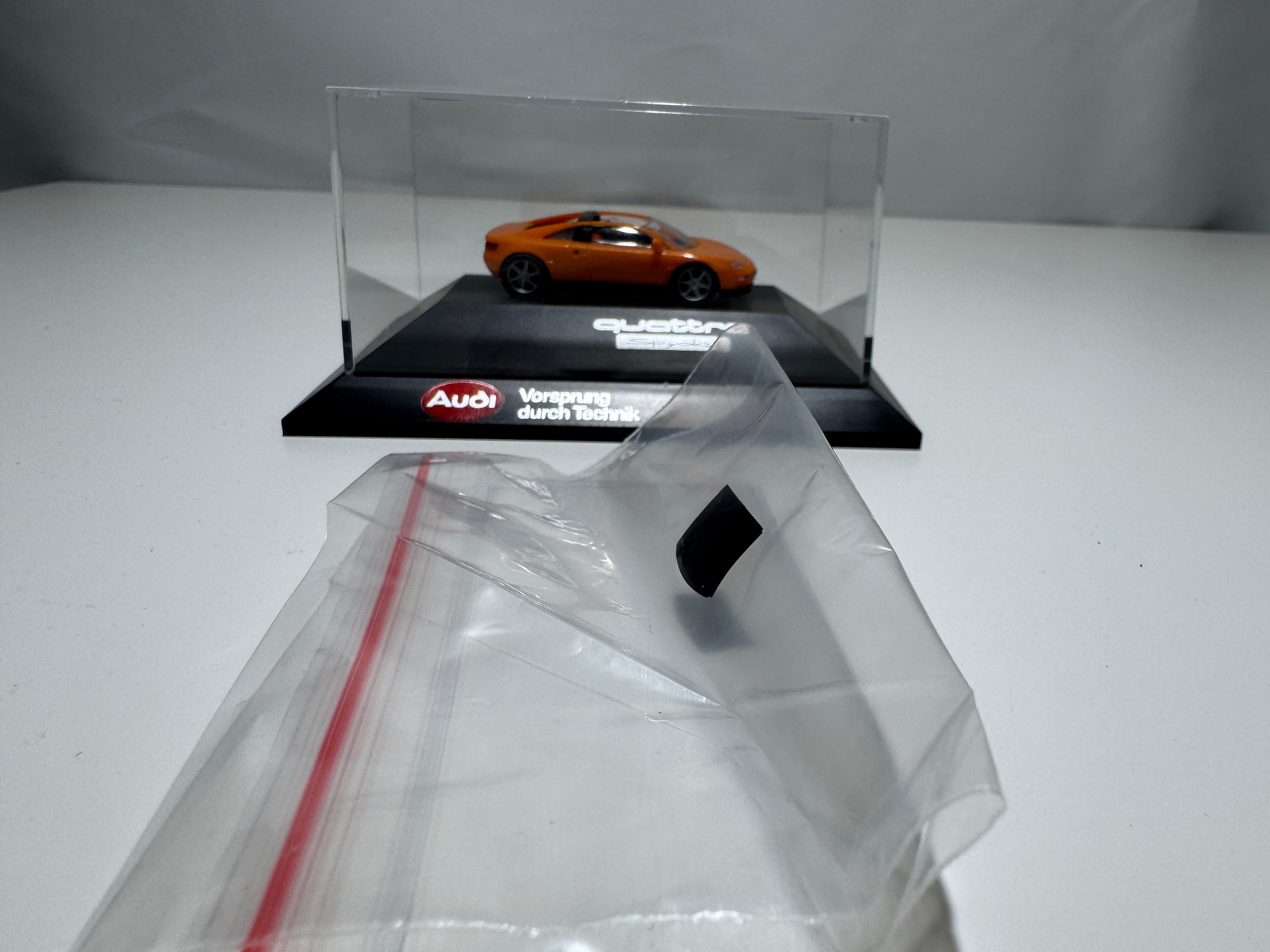 1:87 Rietze Exclusiv Audi Quattro Spyder Orange OVP #408