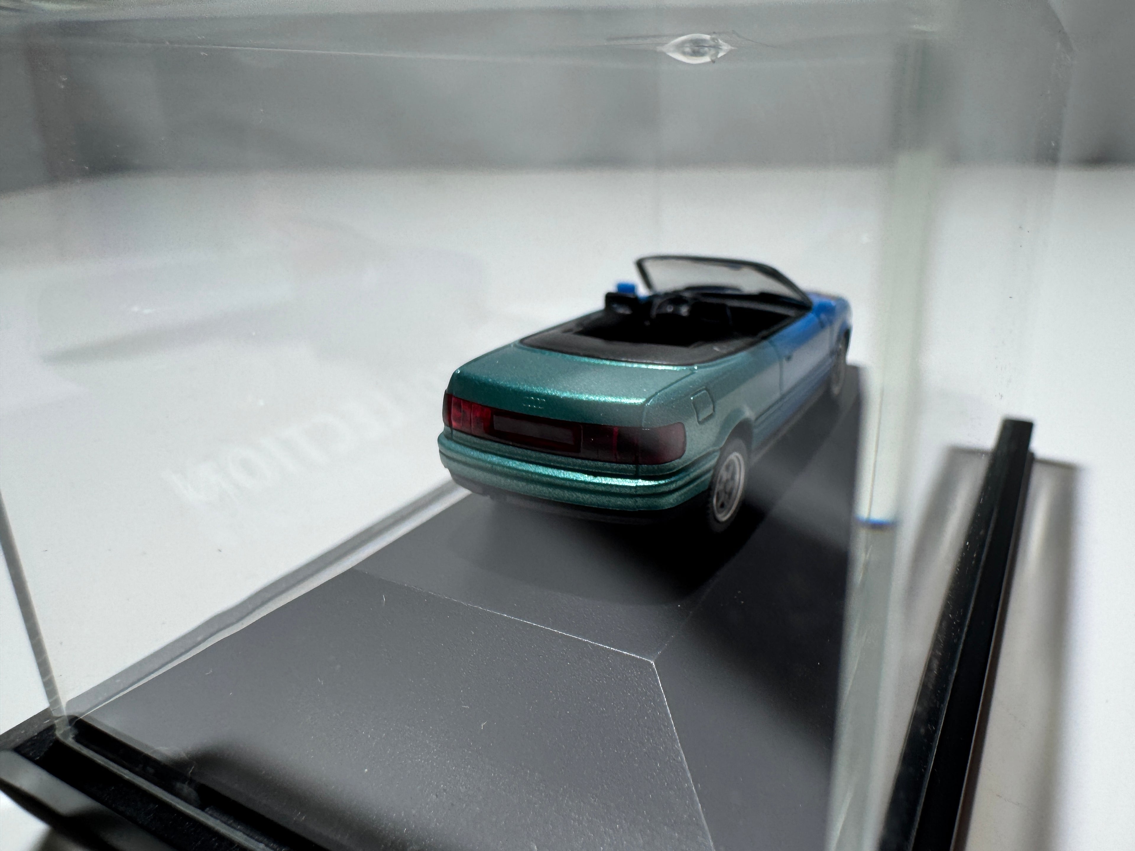 1:87 Herpa Art Collection Audi 80 Cabrio Blau OVP #410