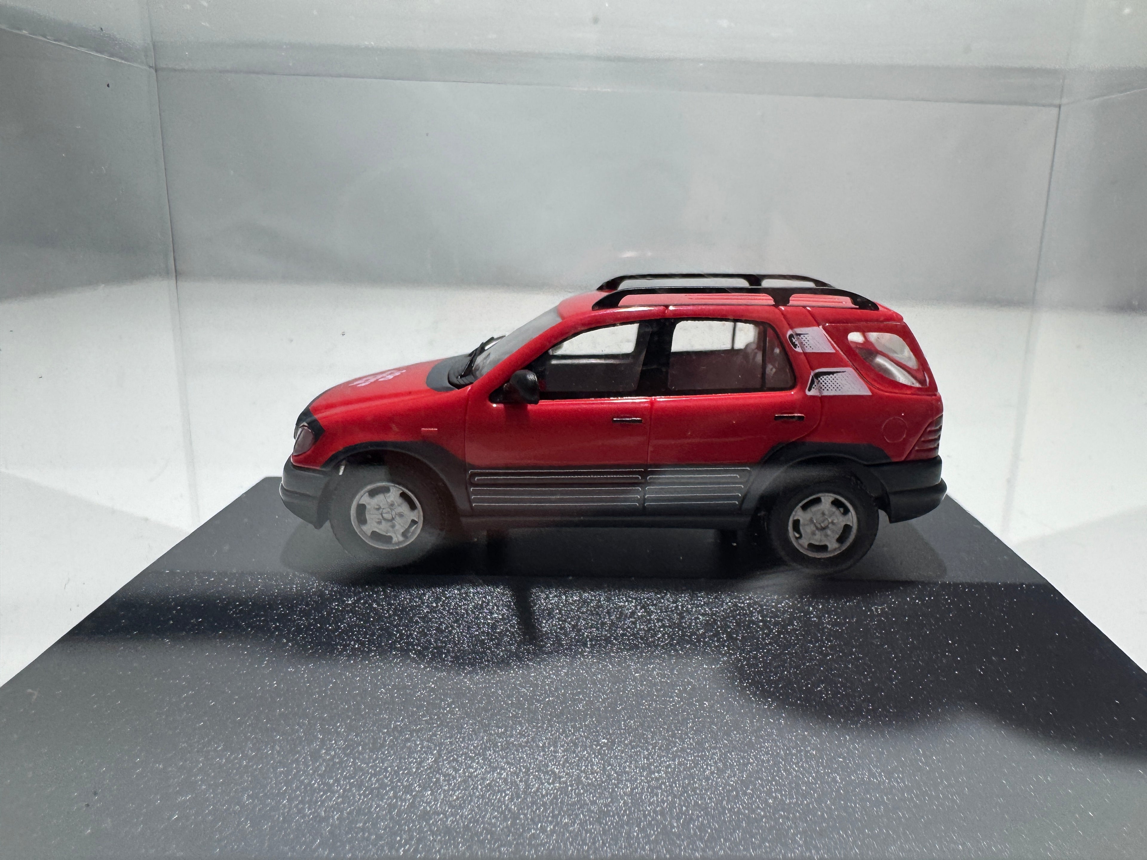 1:87 Busch Limited Edition Mercedes-Benz ML Erlkönig 57. IAA 1997 Rot OVP #413