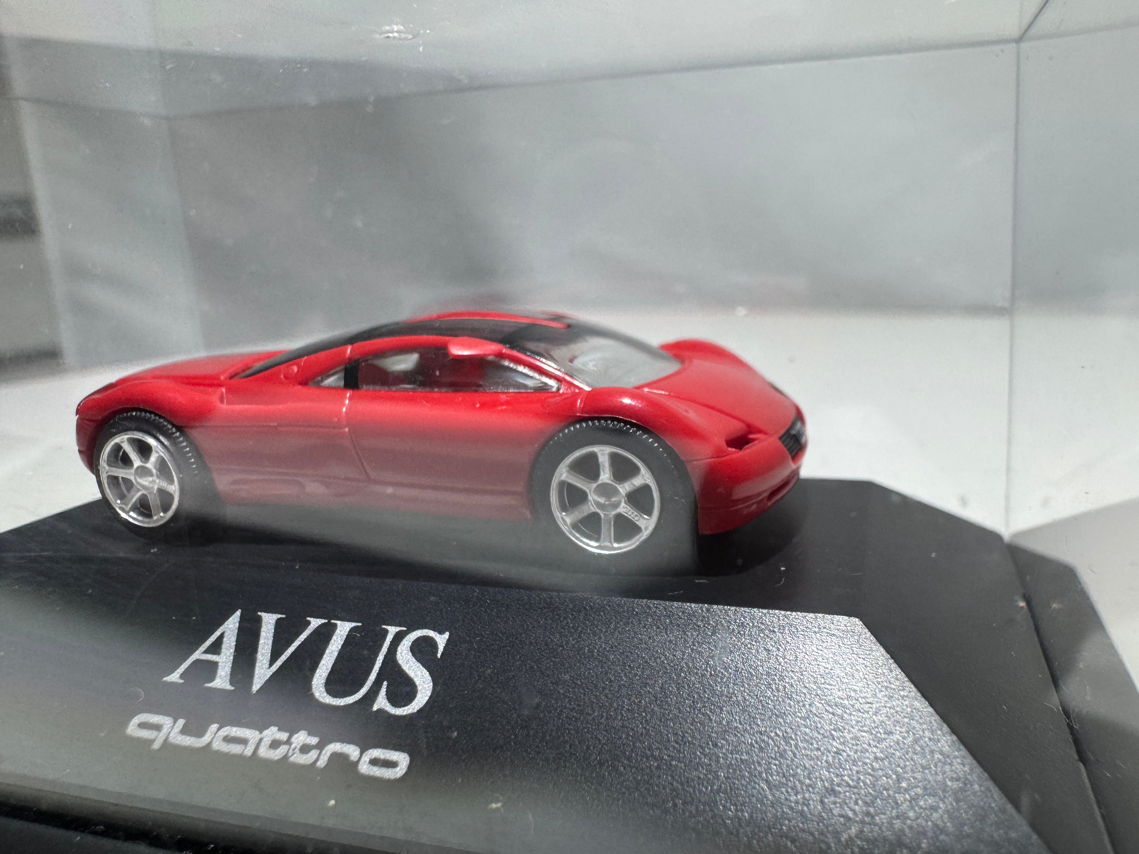 1:87 Rietze Exclusiv Audi AVUS Quattro Rot OVP #424