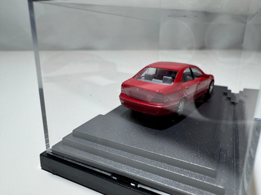 1:87 Busch Mercedes-Benz C-Klasse W203 Elegance Rot OVP #432