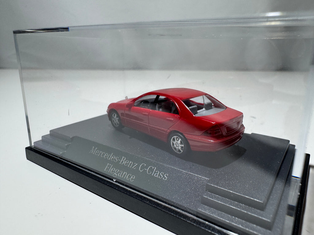 1:87 Busch Mercedes-Benz C-Klasse W203 Elegance Rot OVP #432