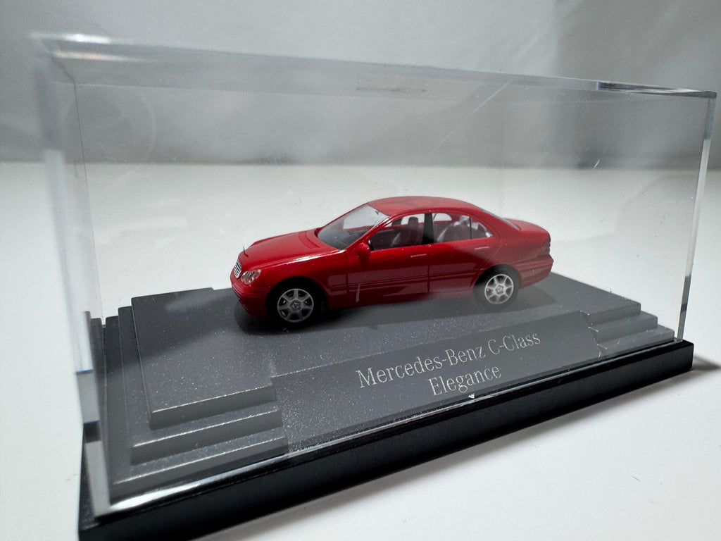 1:87 Busch Mercedes-Benz C-Klasse W203 Elegance Rot OVP #432