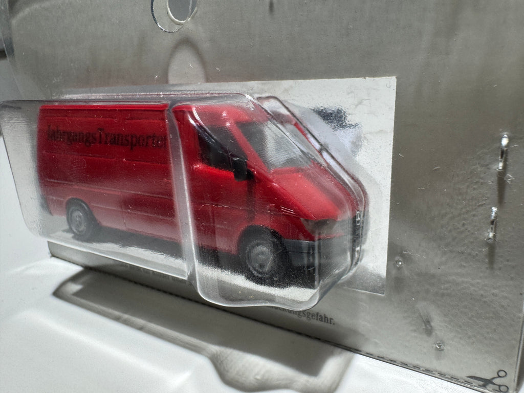 1:87 Mercedes Händlermodelle Mercedes-Benz Sprinter W903 Rot #439