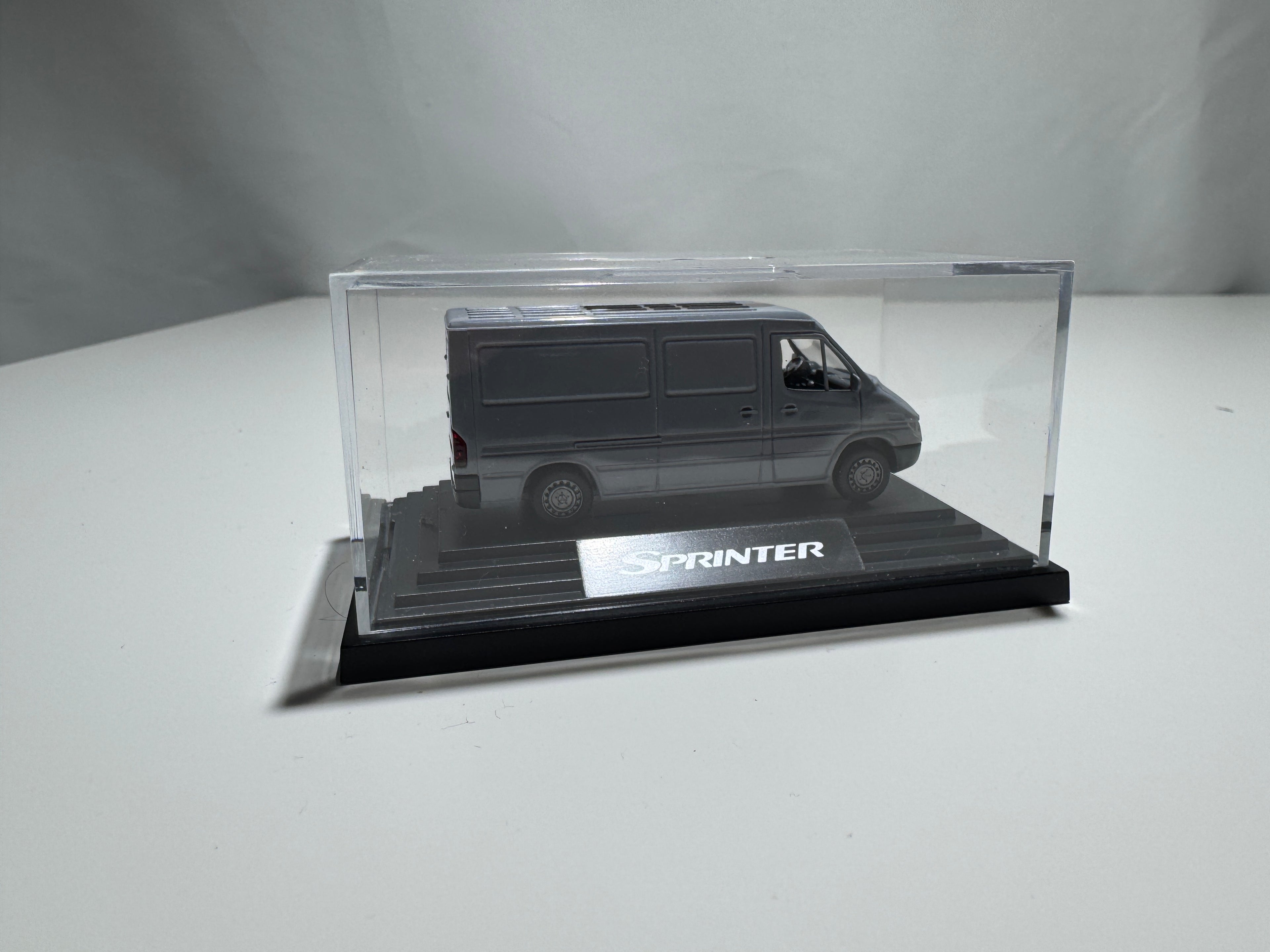 1:87 Wiking Mercedes-Benz Sprinter W903 Kasten Grau OVP #446
