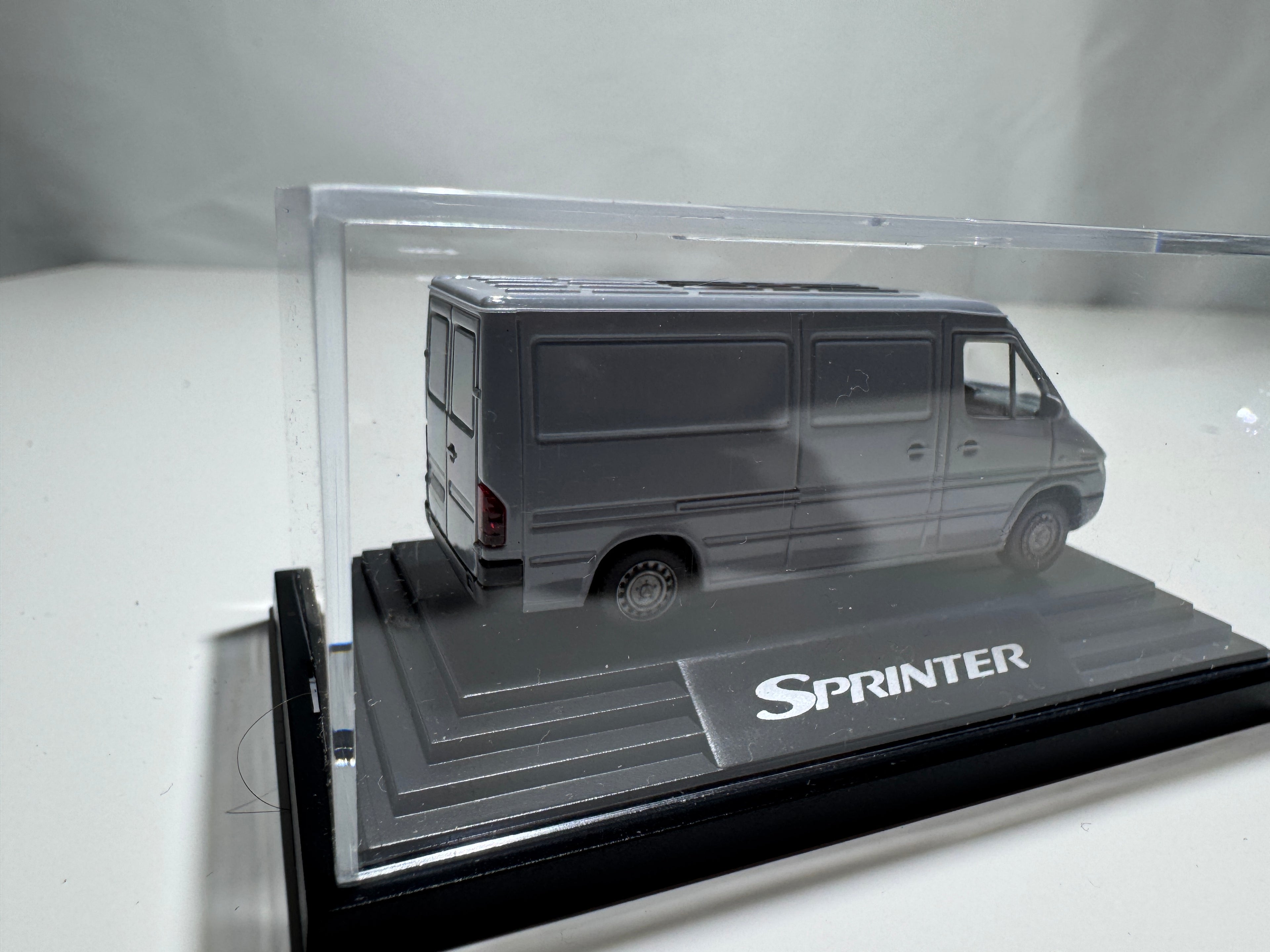 1:87 Wiking Mercedes-Benz Sprinter W903 Kasten Grau OVP #446