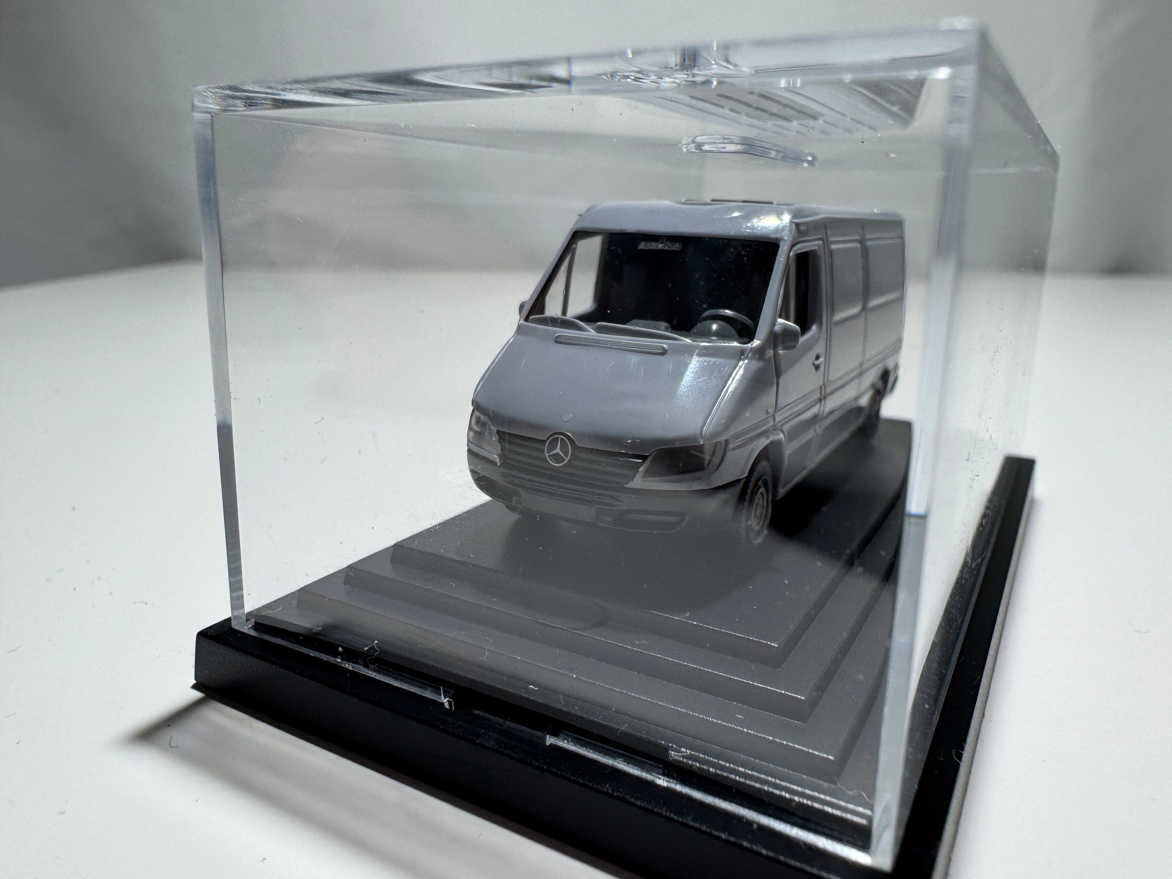 1:87 Wiking Mercedes-Benz Sprinter W903 Kasten Grau OVP #446