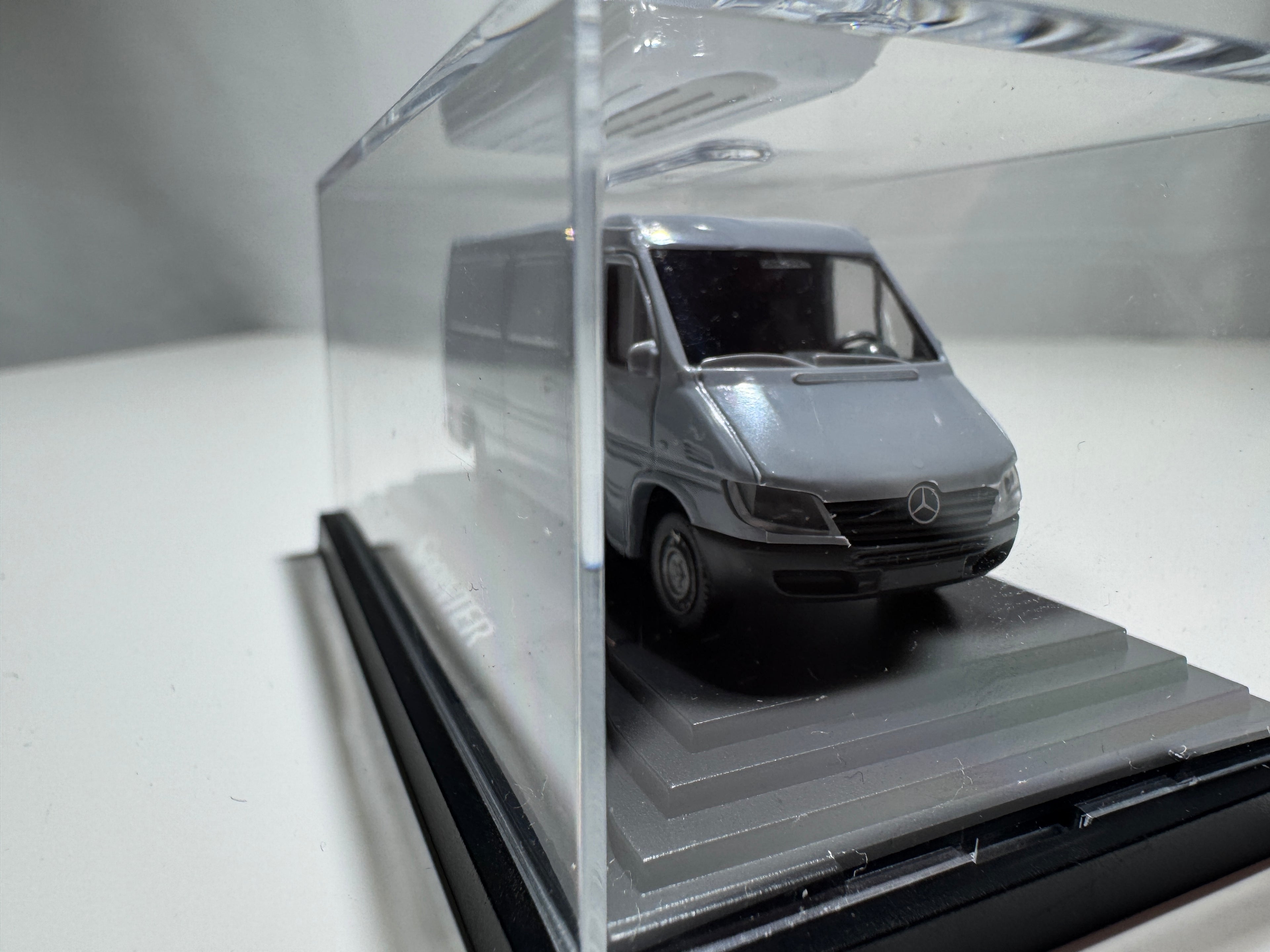 1:87 Wiking Mercedes-Benz Sprinter W903 Kasten Grau OVP #446
