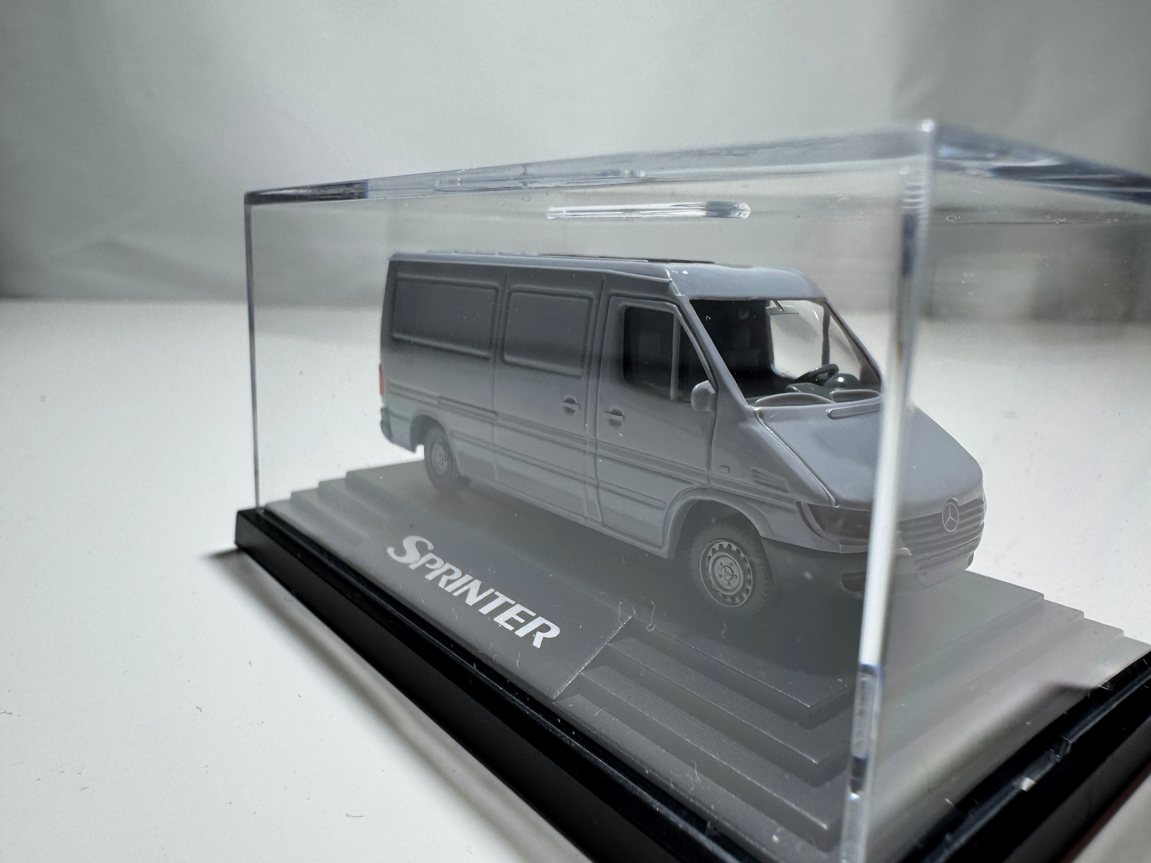 1:87 Wiking Mercedes-Benz Sprinter W903 Kasten Grau OVP #446