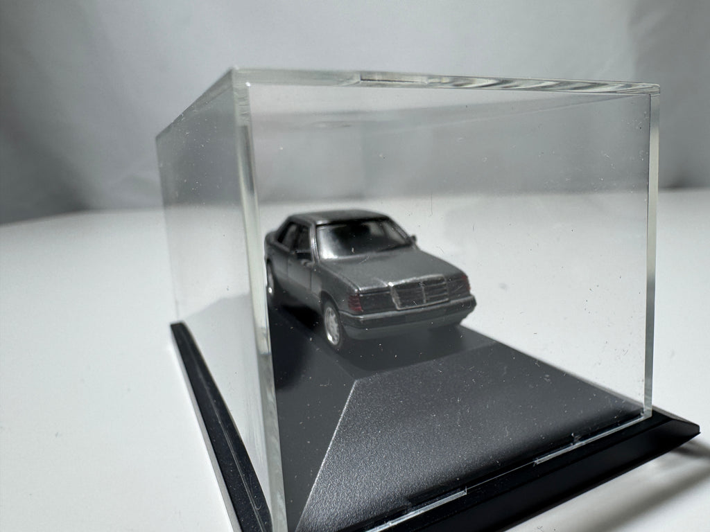 1:87 Herpa Private Collection Mercedes-Benz E-Klasse 300E Grau OVP #449