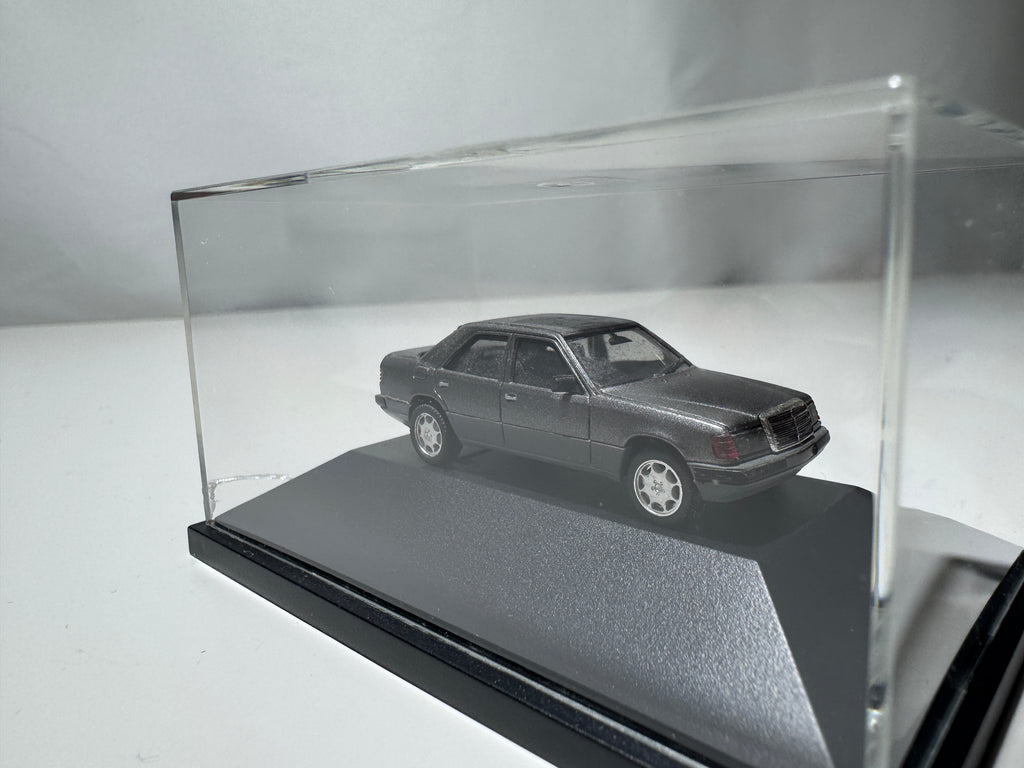 1:87 Herpa Private Collection Mercedes-Benz E-Klasse 300E Grau OVP #449